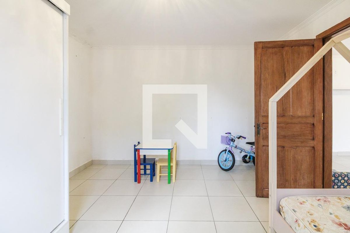 Casa, 3 quartos, 310 m² - Foto 32