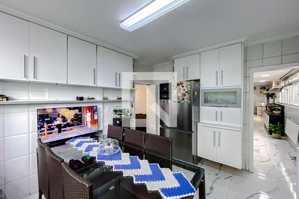 Apartamento, 3 quartos, 180 m² - Foto 42