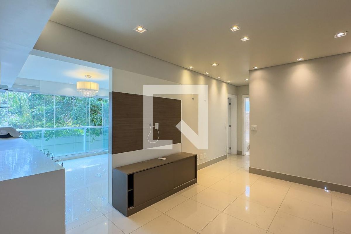 Apartamento, 2 quartos, 74 m² - Foto 2
