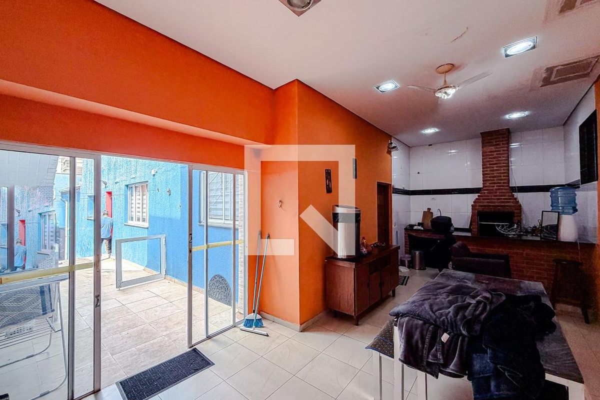 Casa, 1 quarto, 300 m² - Foto 23