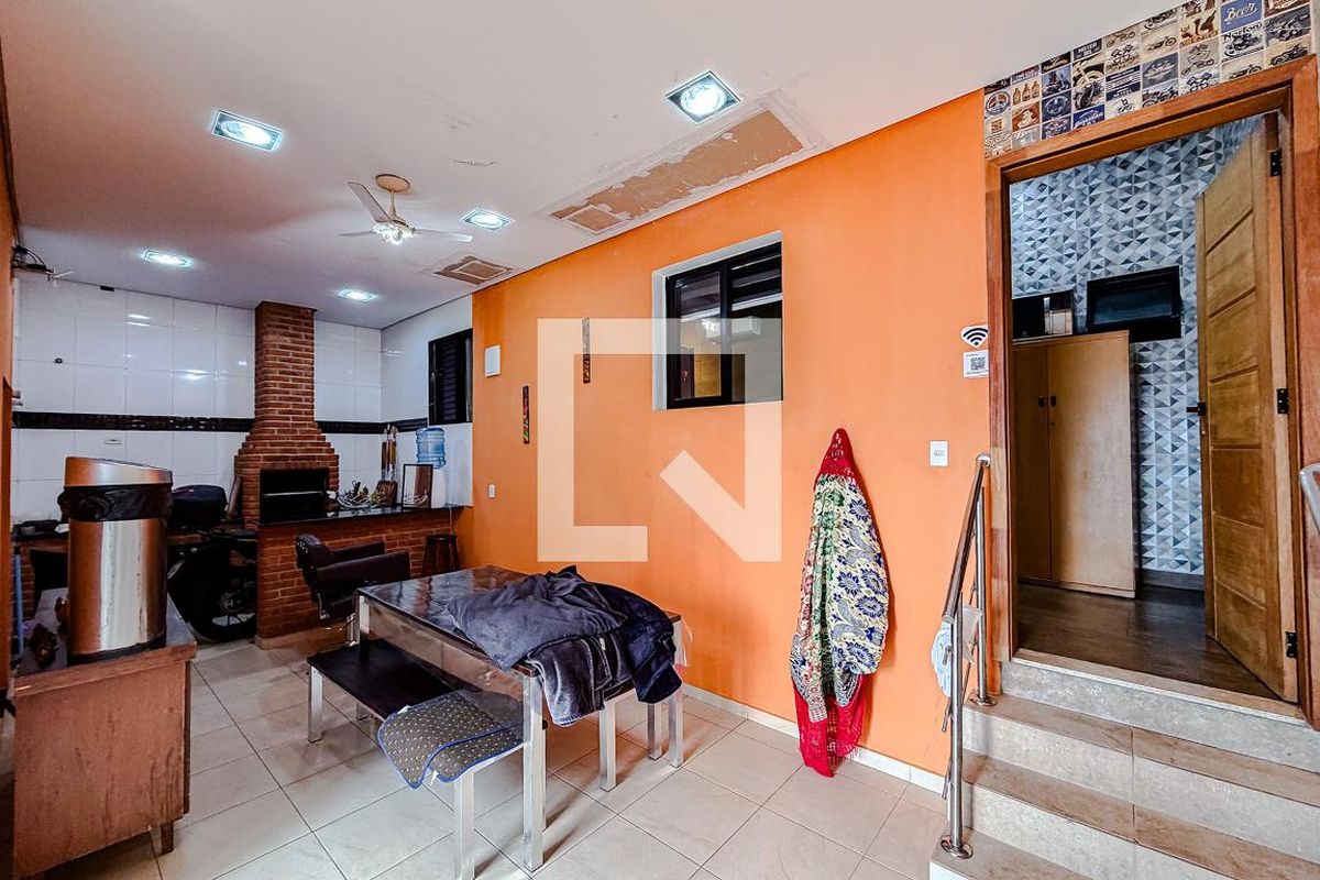 Casa, 1 quarto, 300 m² - Foto 22