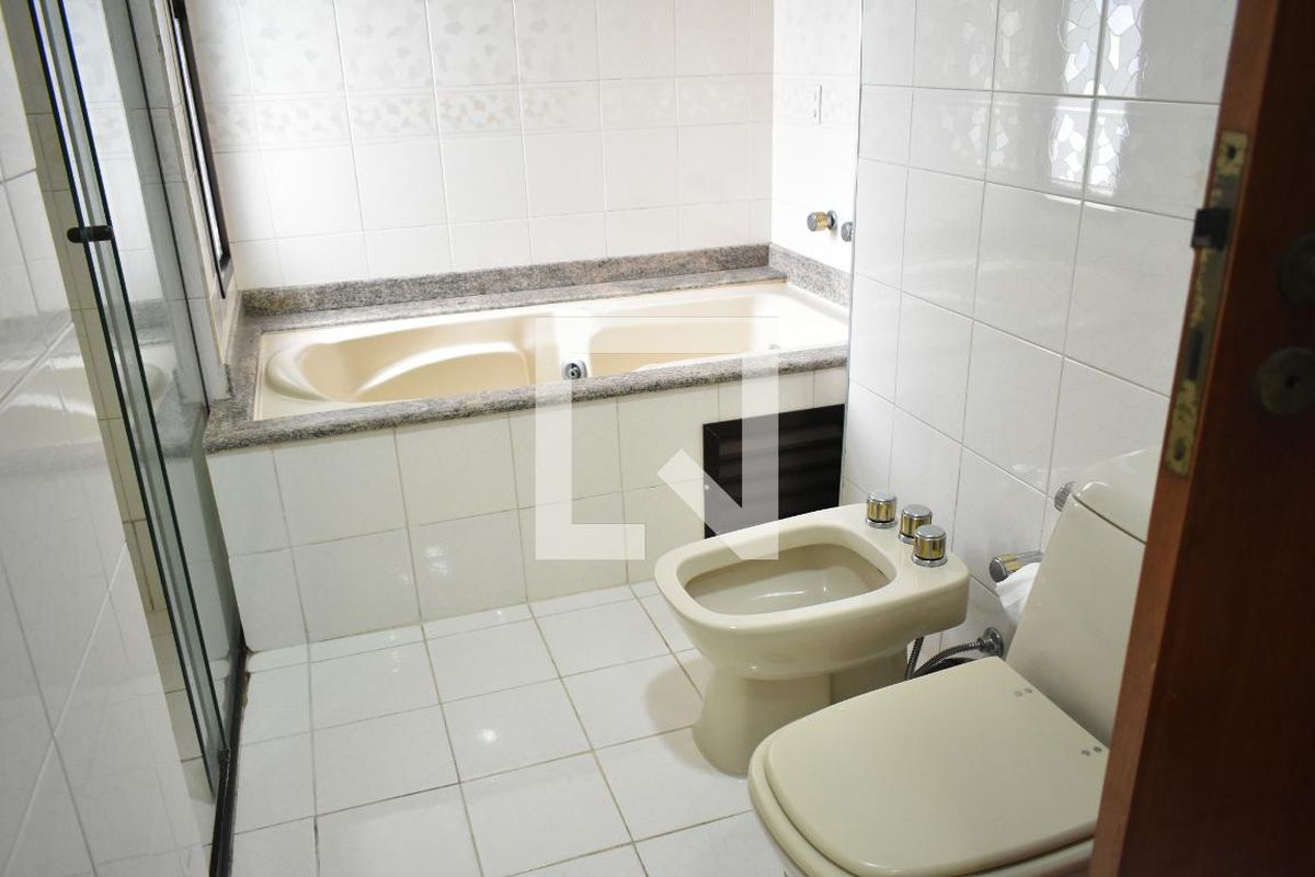 Apartamento, 4 quartos, 223 m² - Foto 24