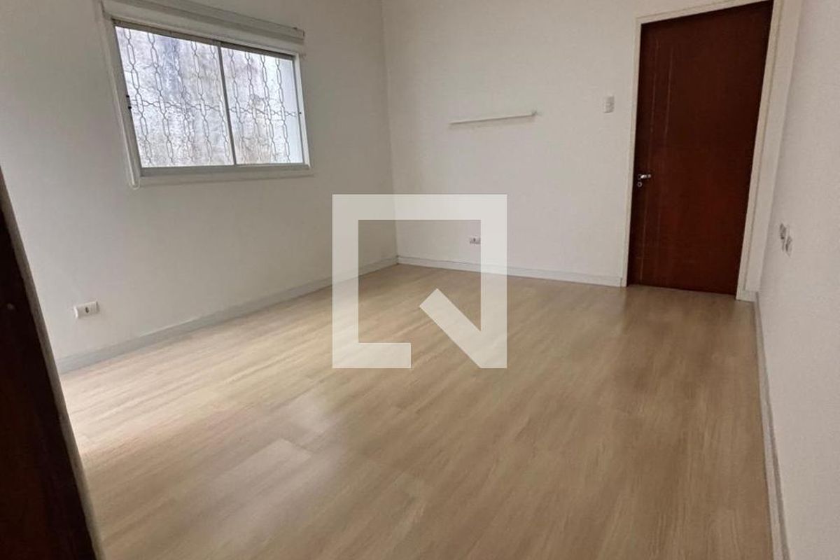 Casa, 3 quartos, 210 m² - Foto 2