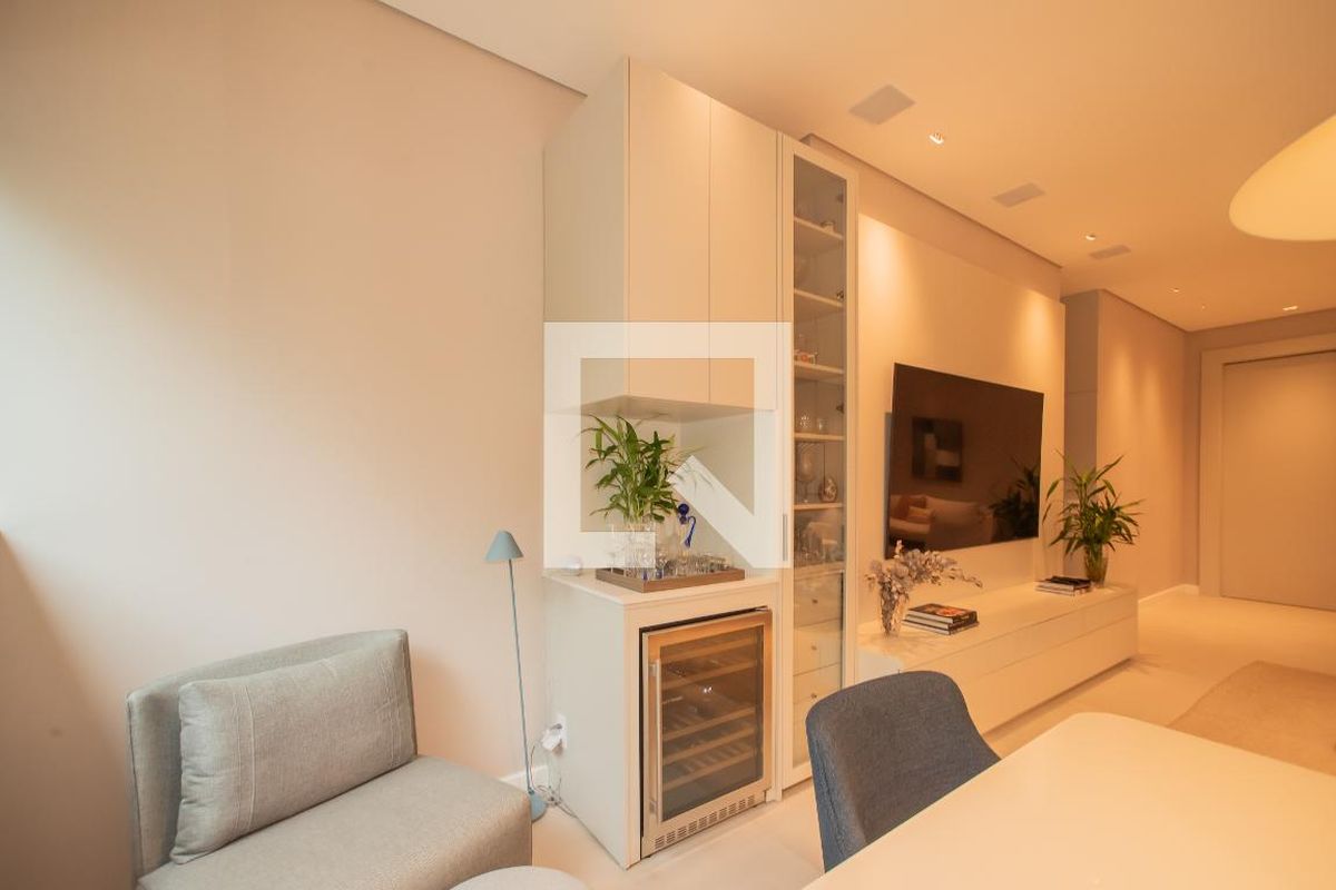 Apartamento, 3 quartos, 170 m² - Foto 8