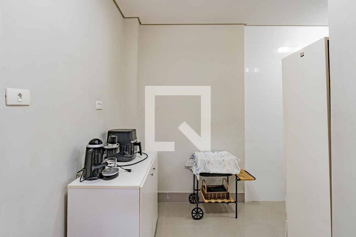 Casa, 3 quartos, 360 m² - Foto 33