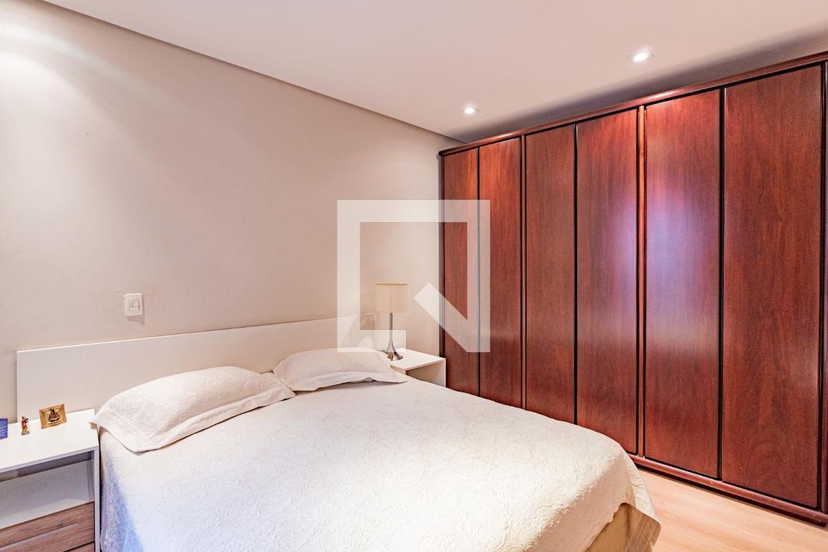 Casa, 3 quartos, 360 m² - Foto 47