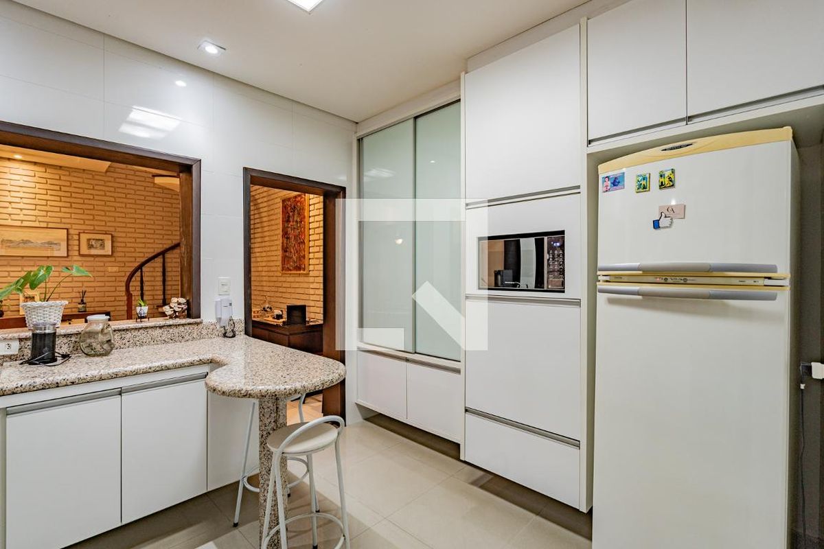 Casa, 3 quartos, 360 m² - Foto 14