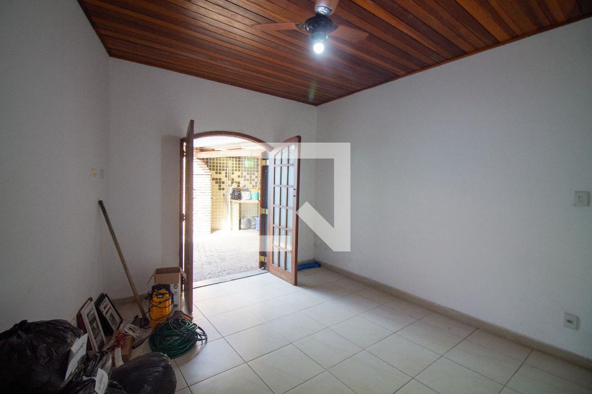 Casa, 4 quartos, 288 m² - Foto 13