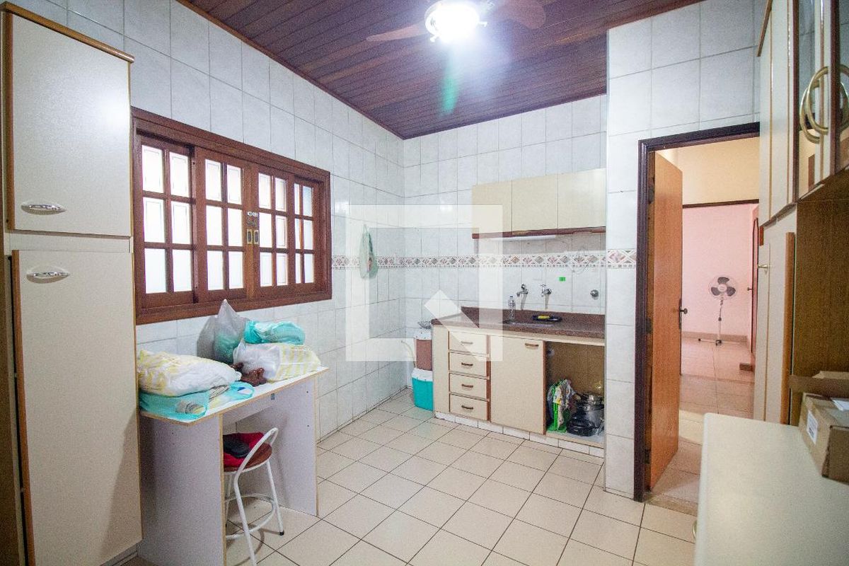 Casa, 4 quartos, 288 m² - Foto 19