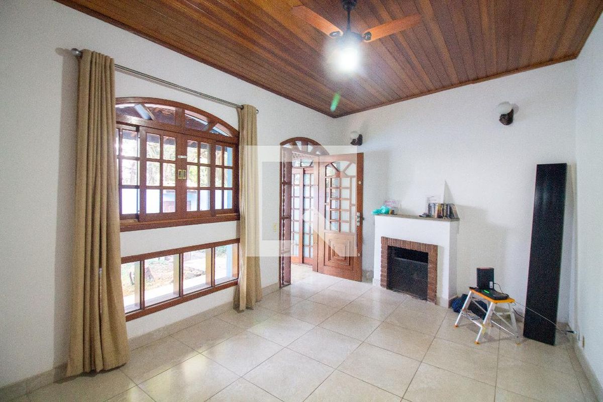 Casa, 4 quartos, 288 m² - Foto 1
