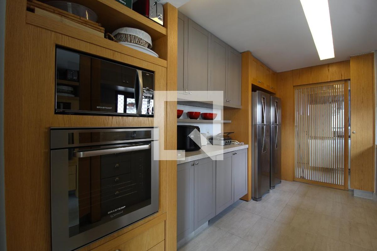 Apartamento, 3 quartos, 184 m² - Foto 35