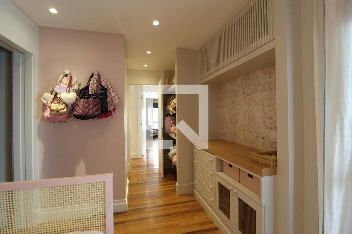 Apartamento, 3 quartos, 184 m² - Foto 16