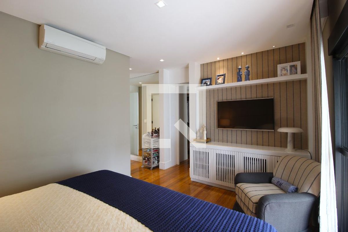 Apartamento, 3 quartos, 184 m² - Foto 25