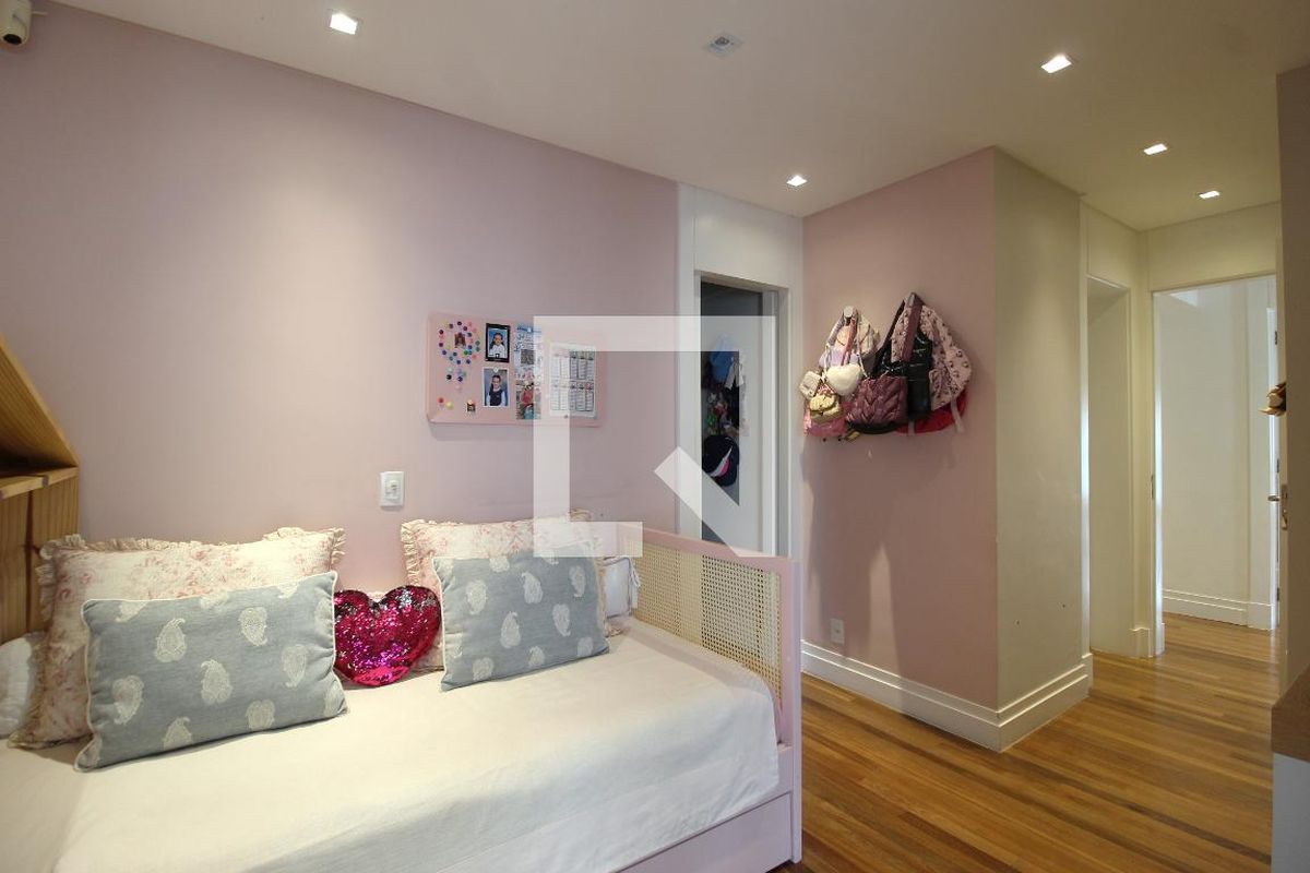 Apartamento, 3 quartos, 184 m² - Foto 18