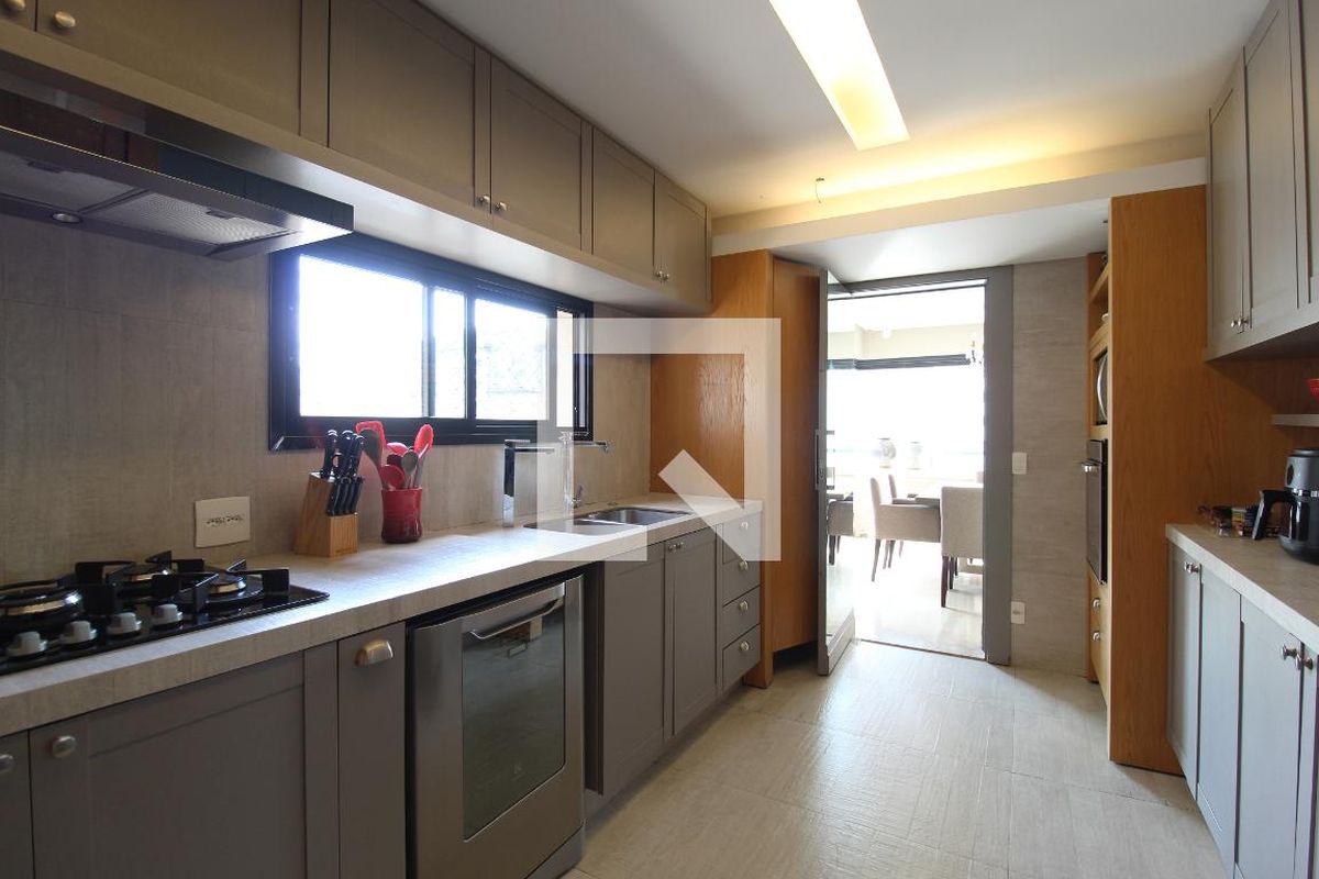 Apartamento, 3 quartos, 184 m² - Foto 36