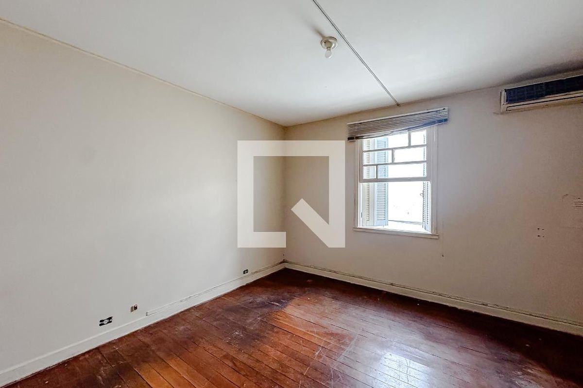 Casa, 5 quartos, 250 m² - Foto 13