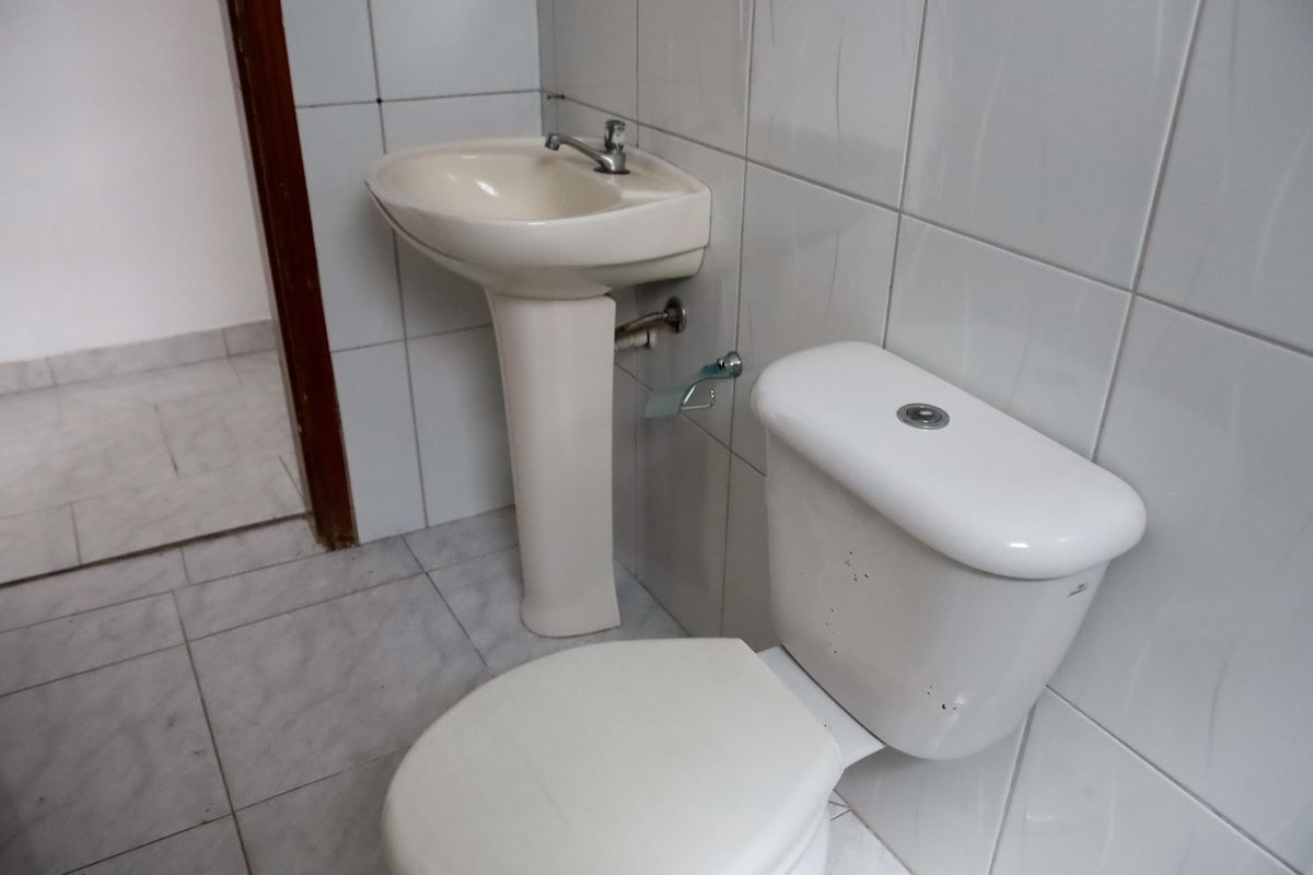 Casa com 1 quarto para alugar em Mutinga, Osasco por R$ 900,00 ...