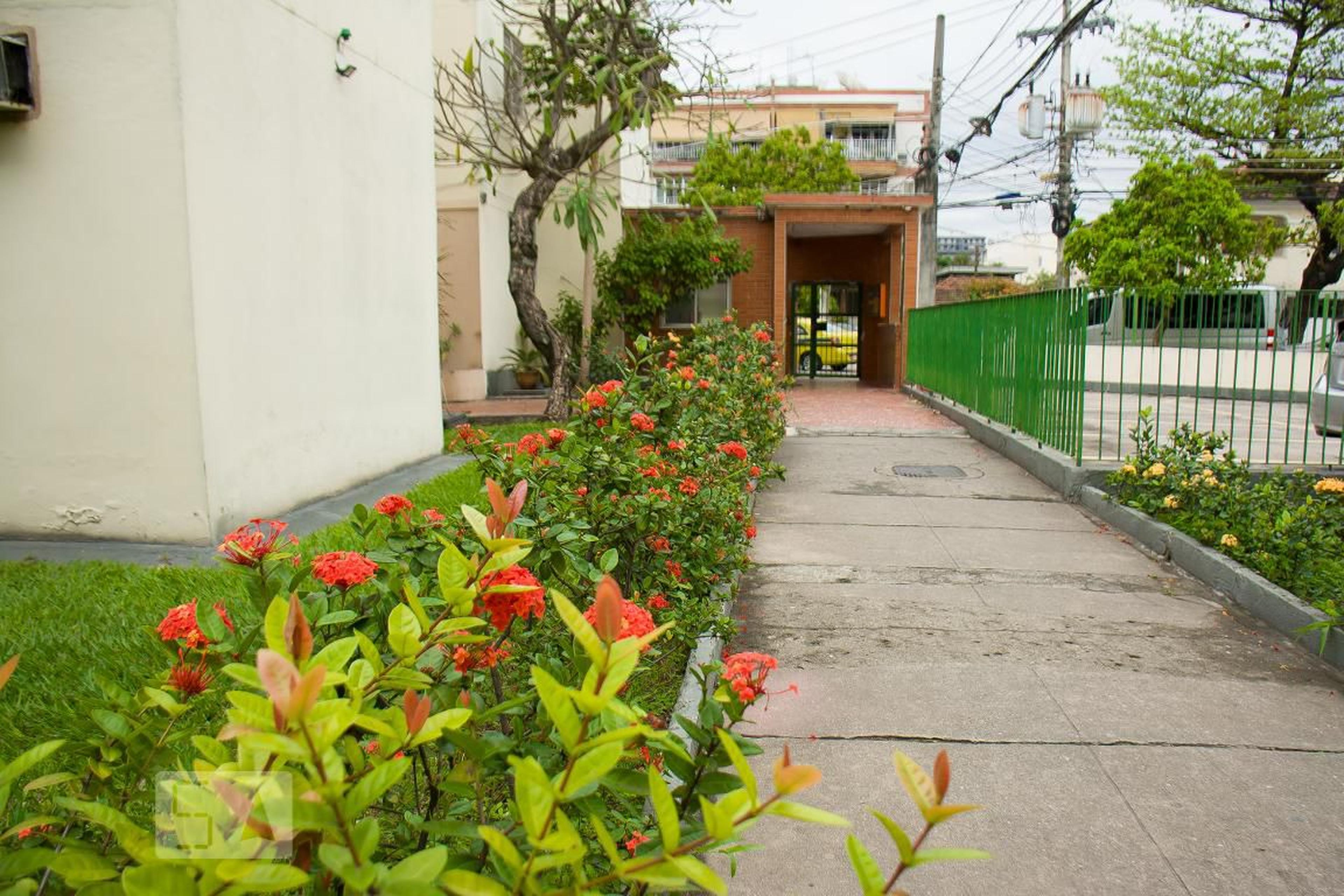 Entrada do predio - Conjunto Residencial Jardim Ipiranga