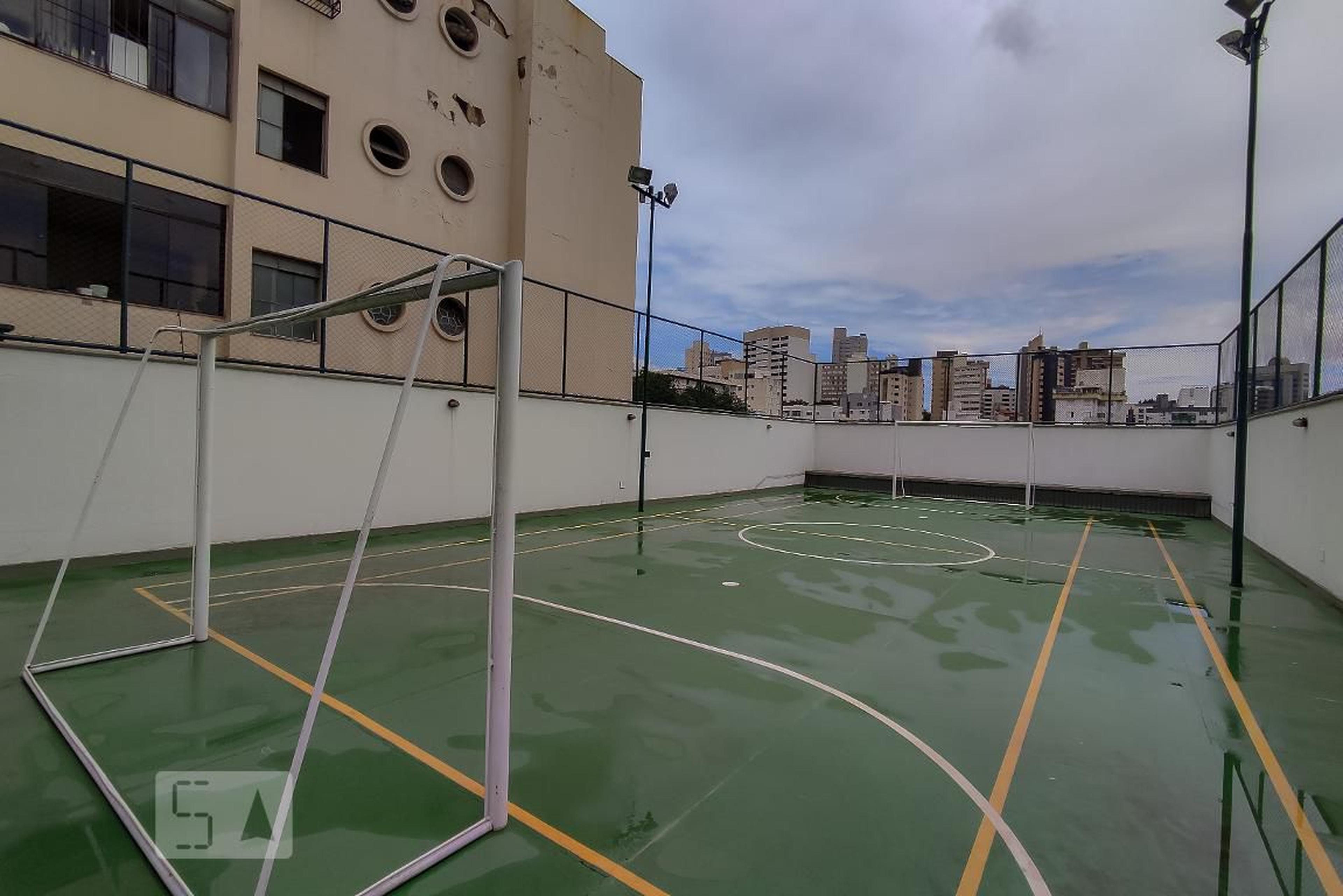 Quadra Esportiva - Edifício D. Diva
