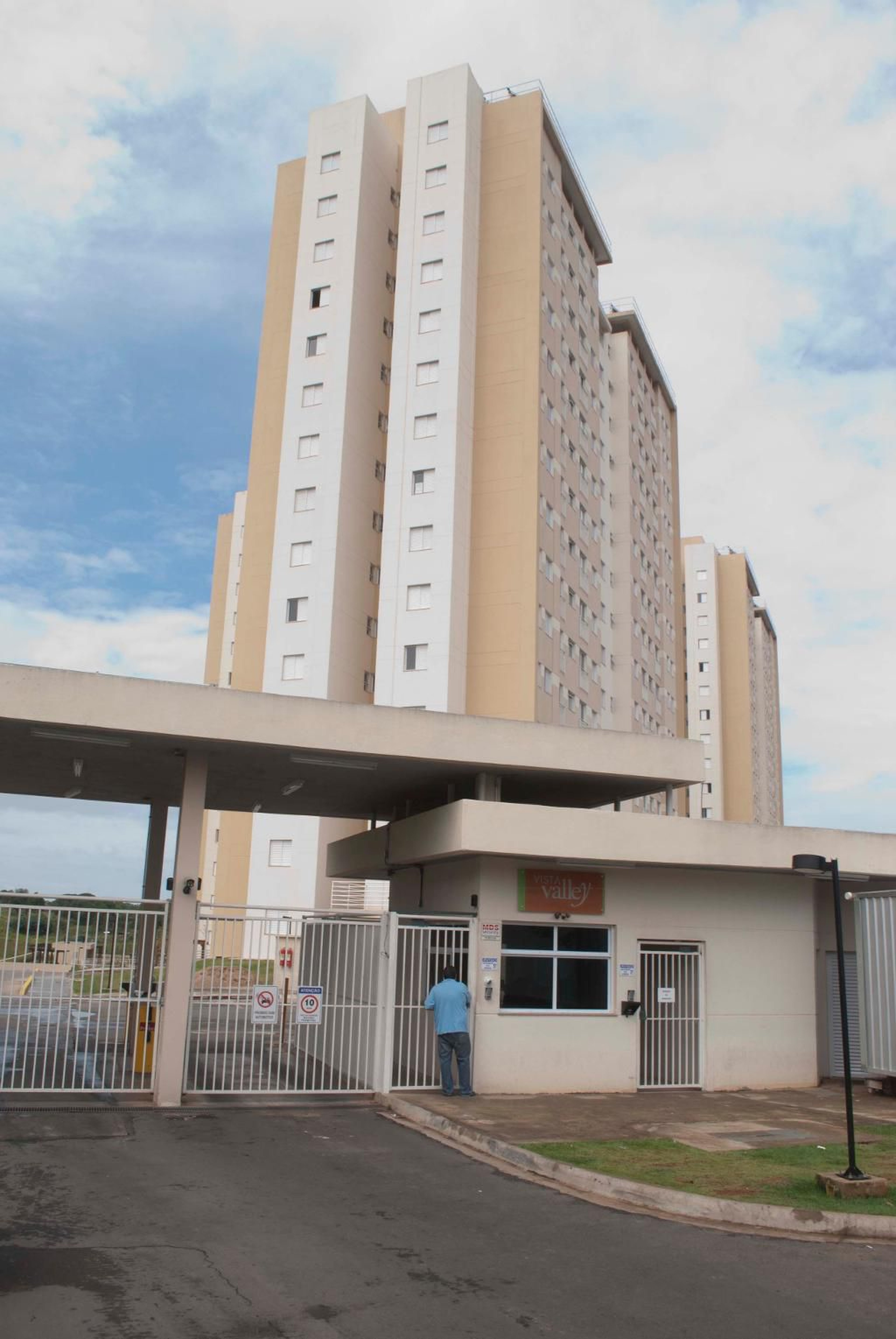 Fachada do condomínio Condomínio Vista Valley