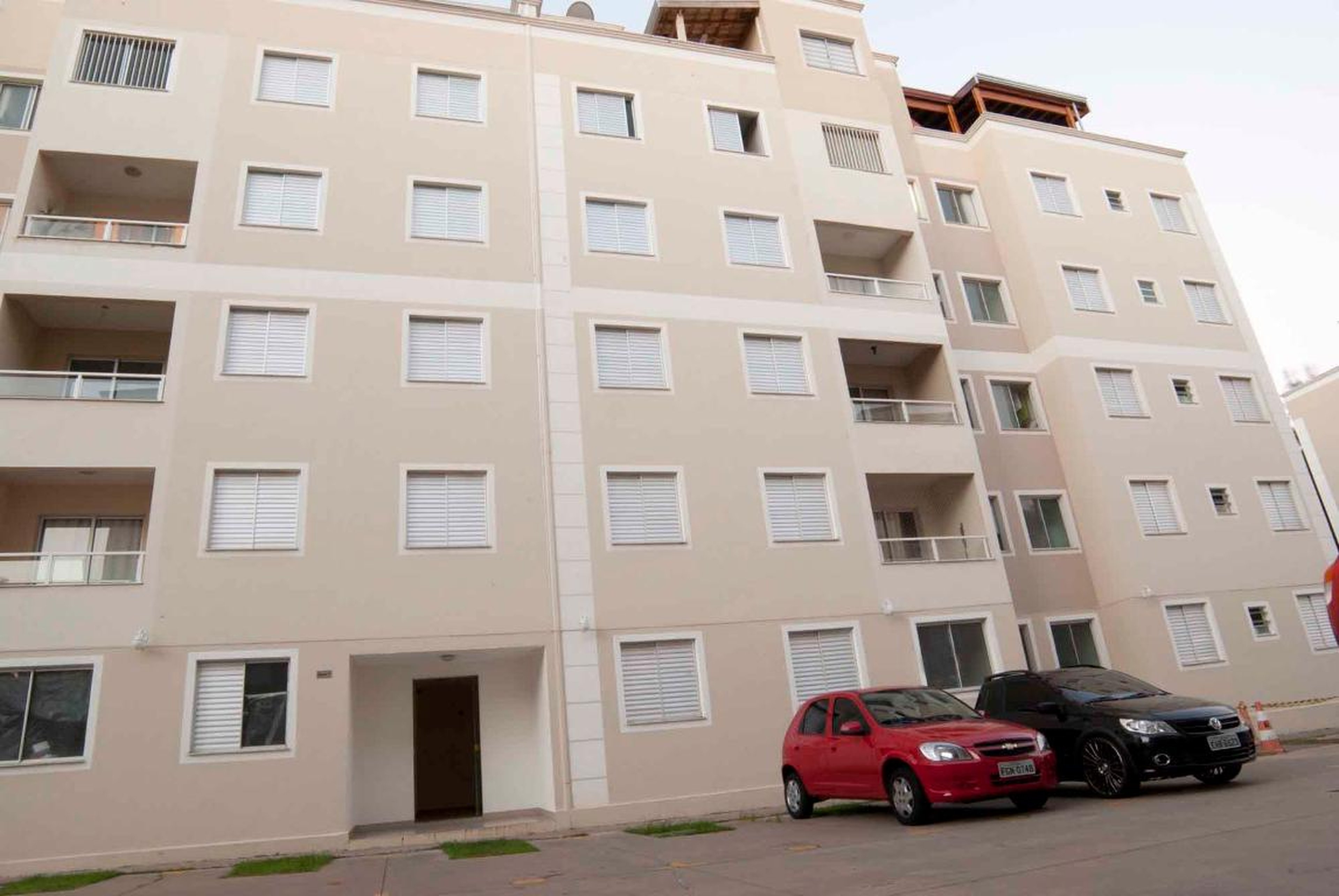 Fachada do prédio Condomínio em Rua Venezuela, 1233