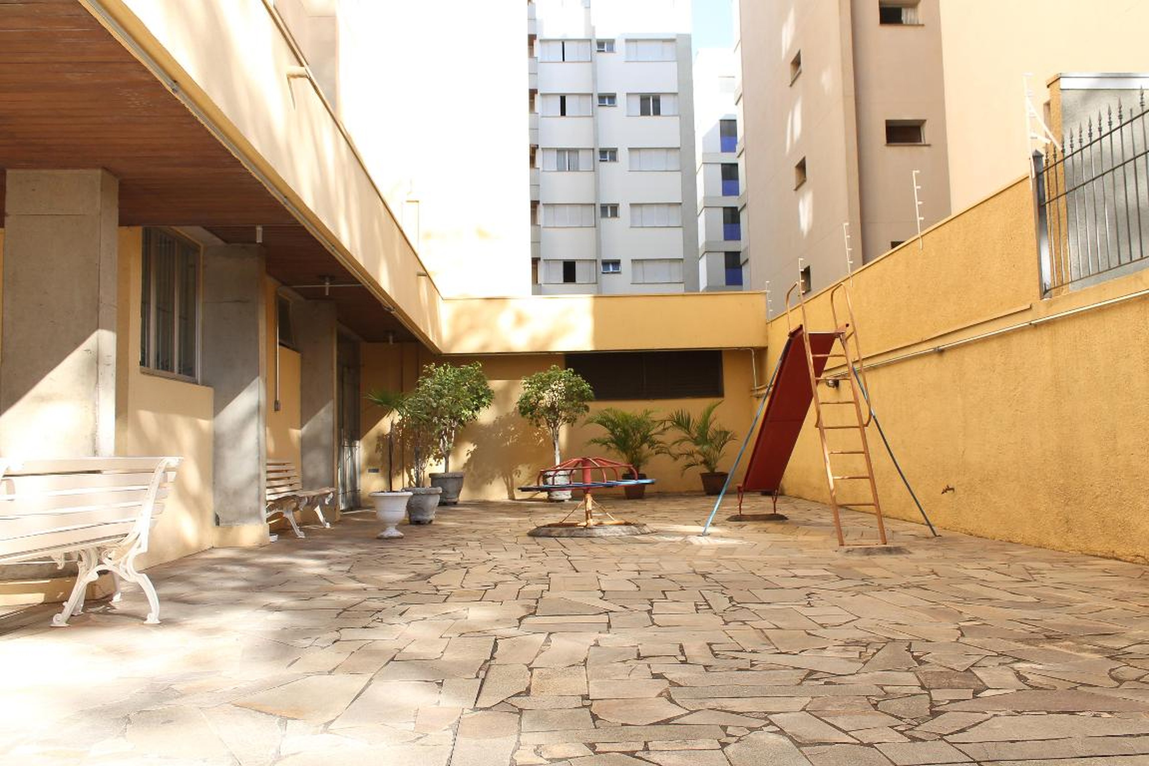 Área externa - Acacia