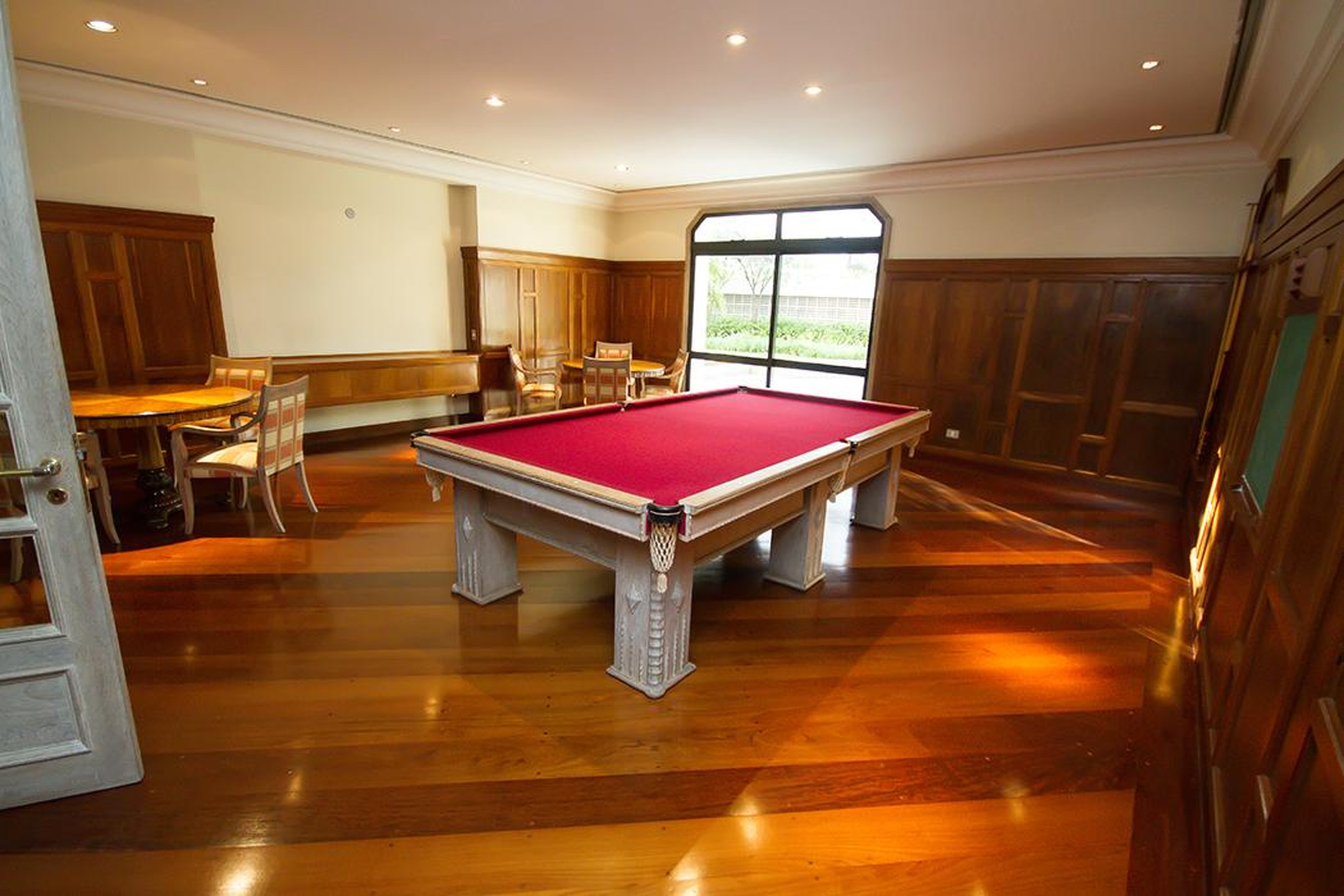 Salão de jogos - Vol D'oiseau