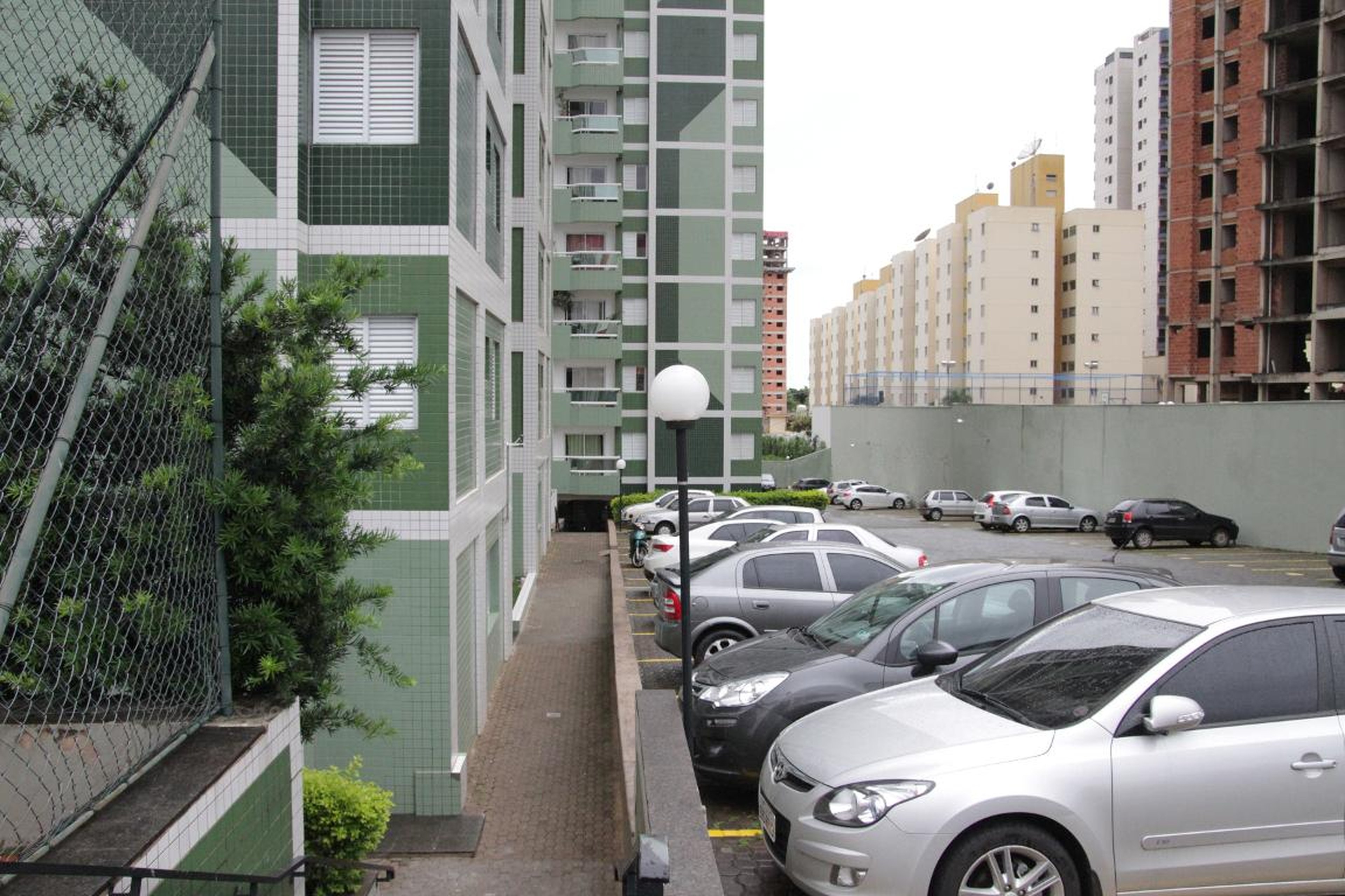 Estacionamento Condomínio Aldeia da Serra