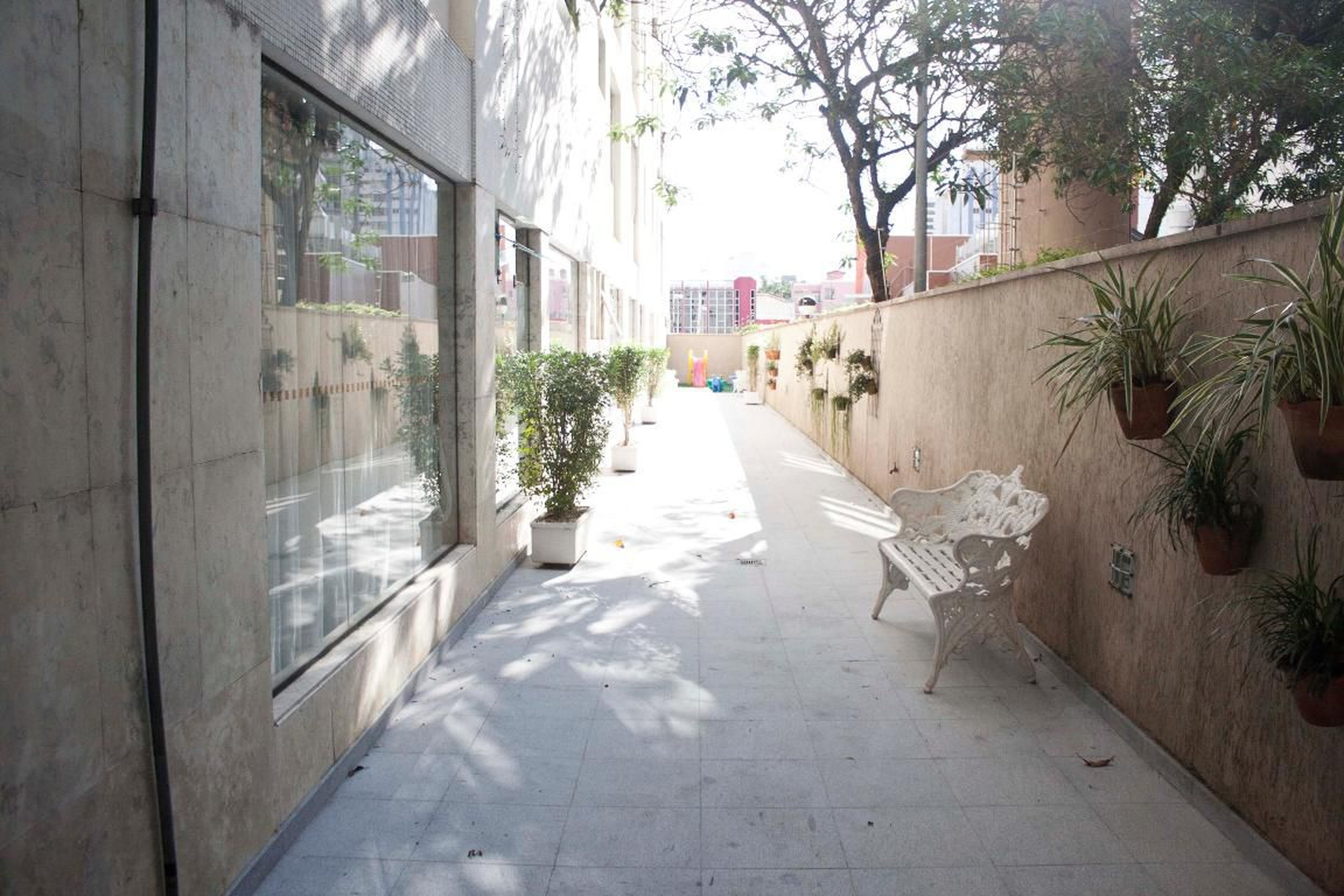 Entrada do prédio - Maria Hercília