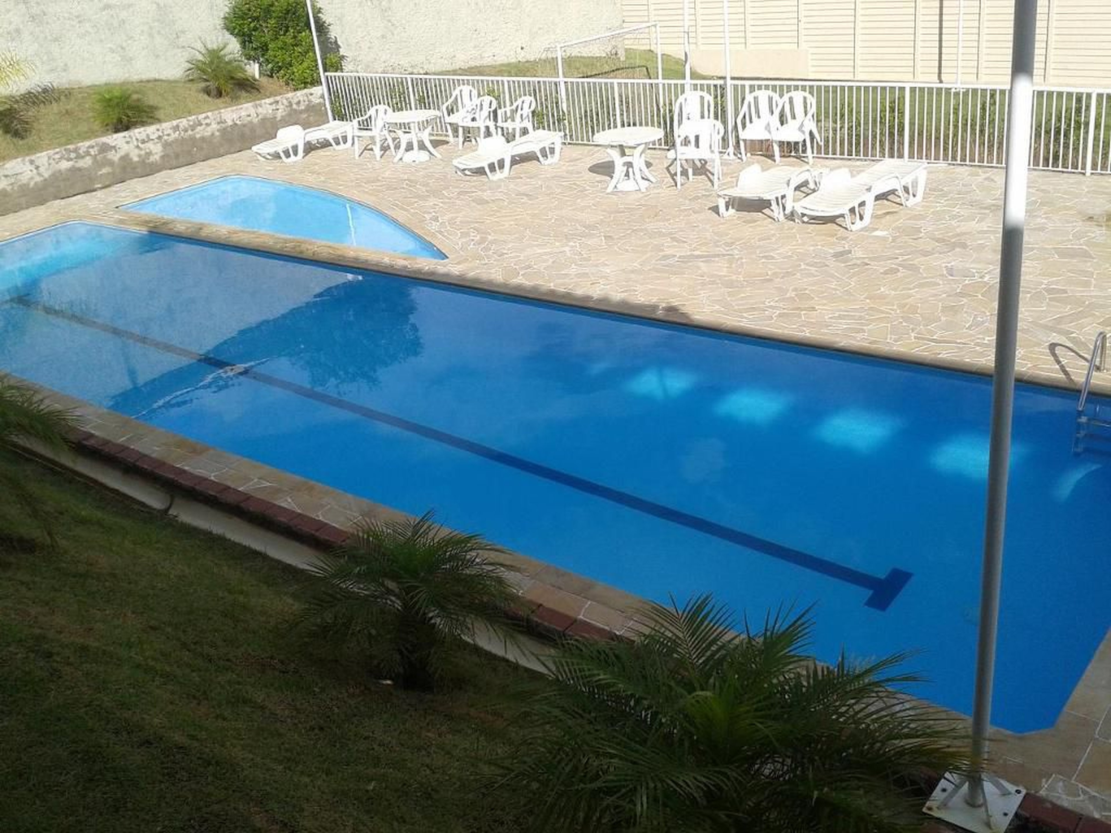 piscina - Rubi Ville