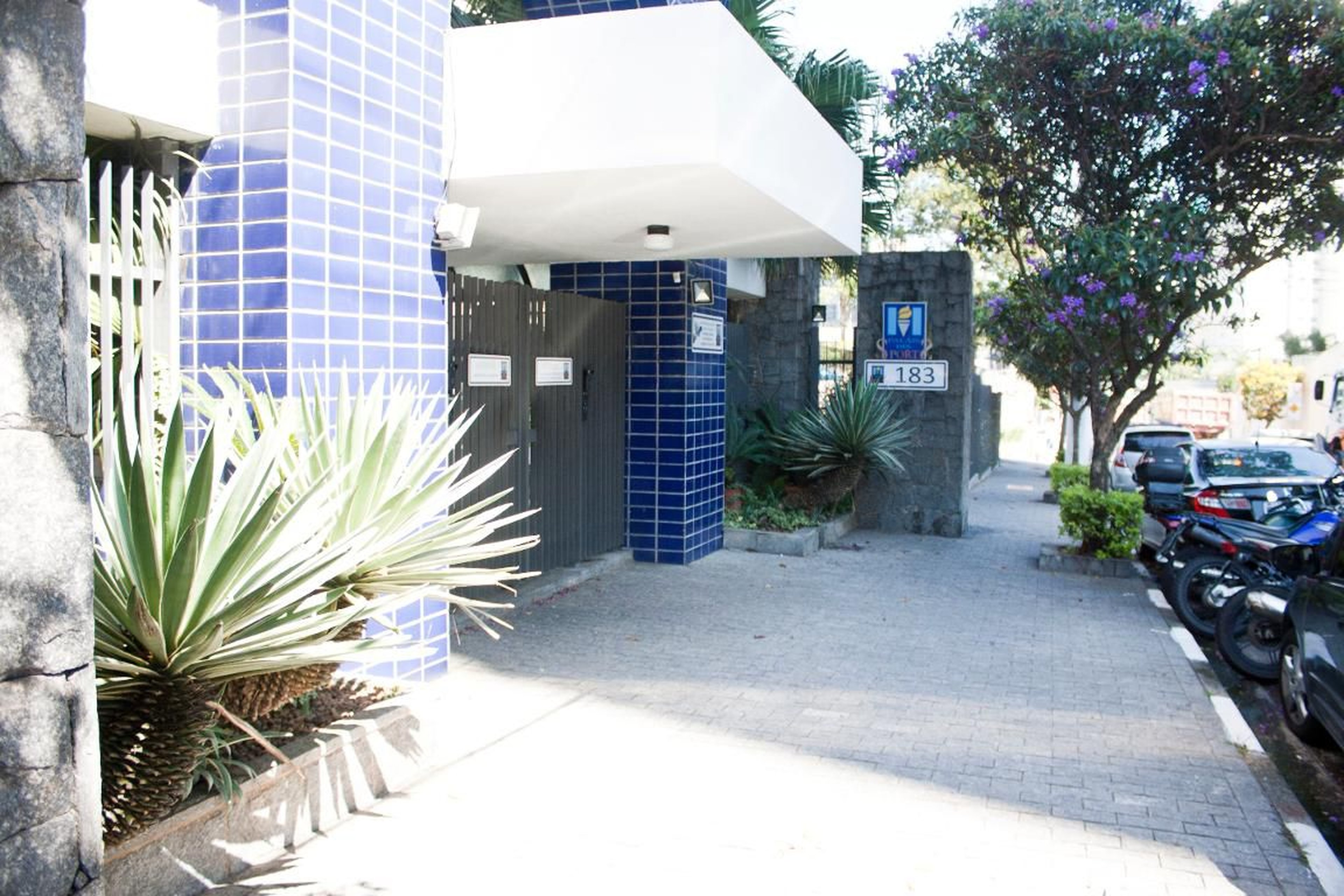 Entrada do prédio - Palais DES Sports