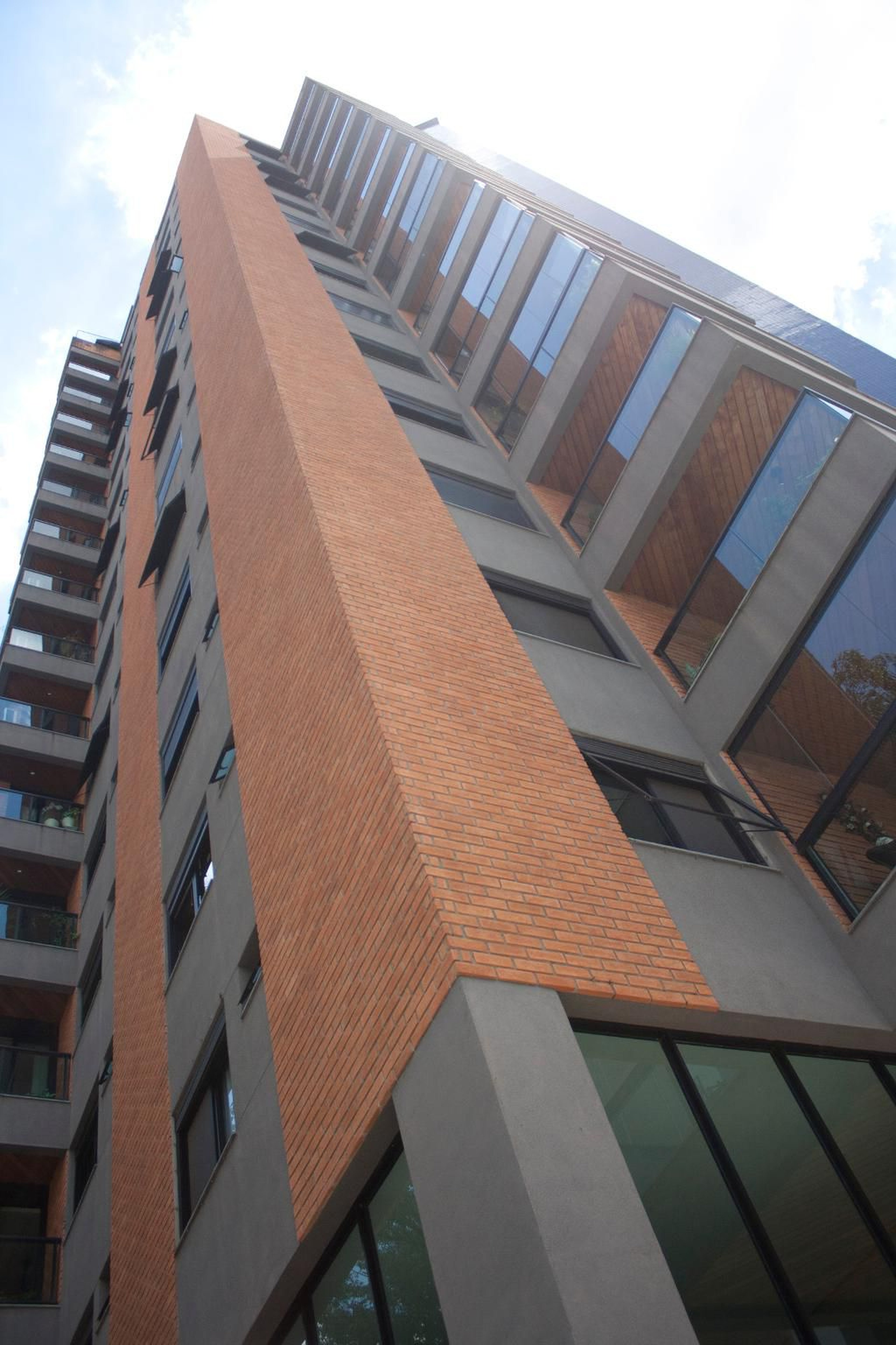 Prédio Condomínio South Point