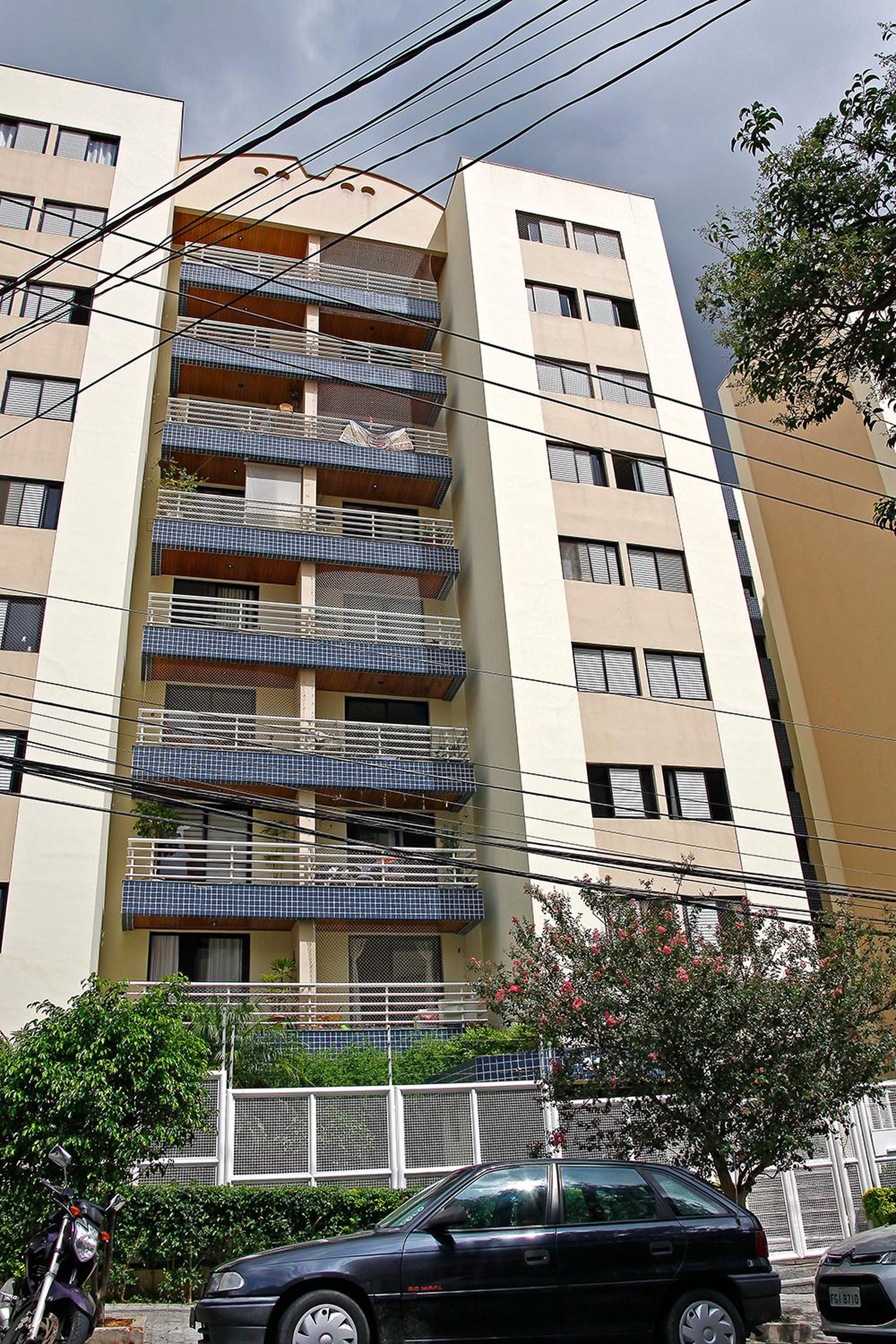 Fachada Condomínio em Rua Pio XI, 11