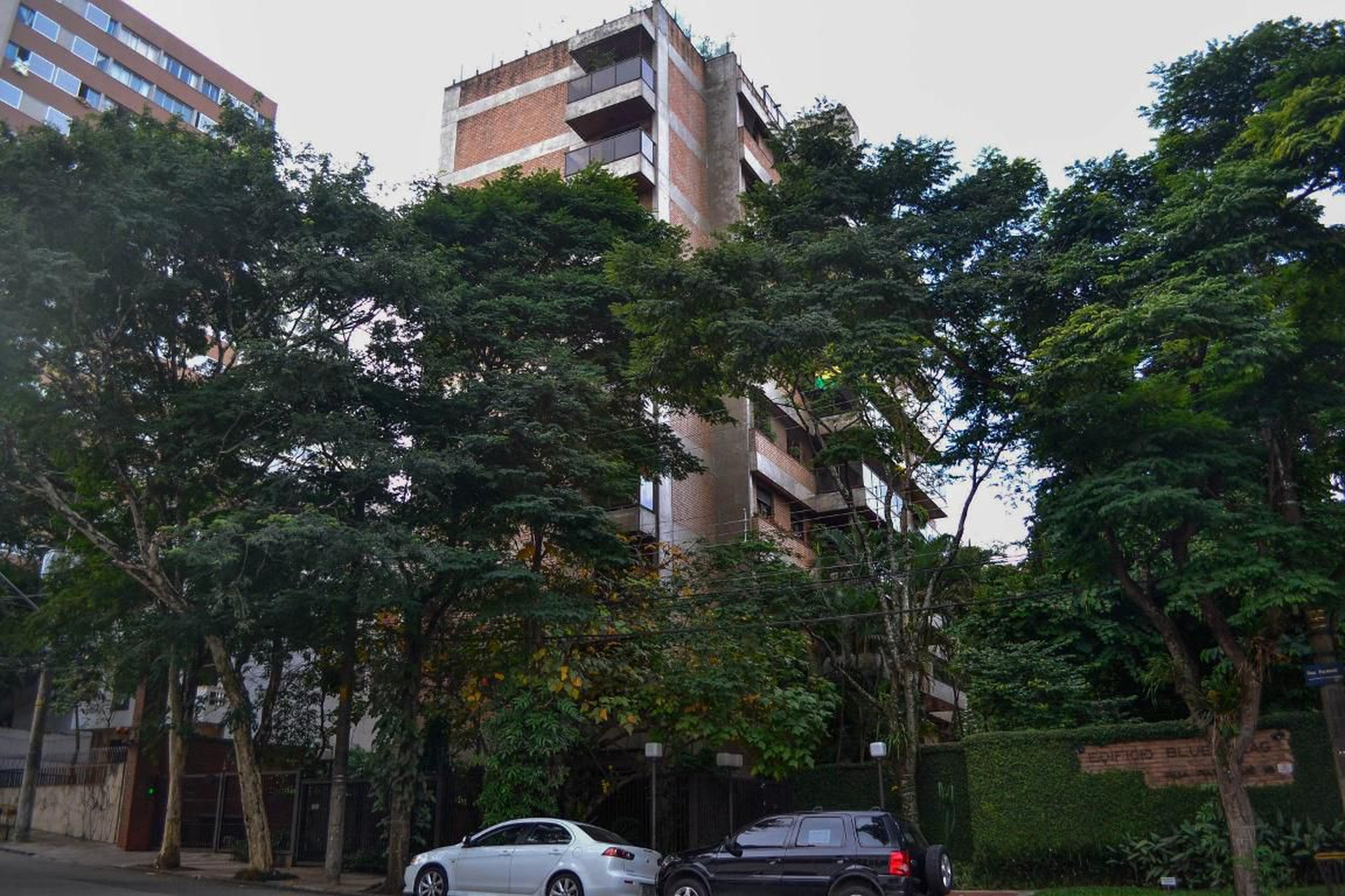 Fachada do predio Condomínio Blue flag