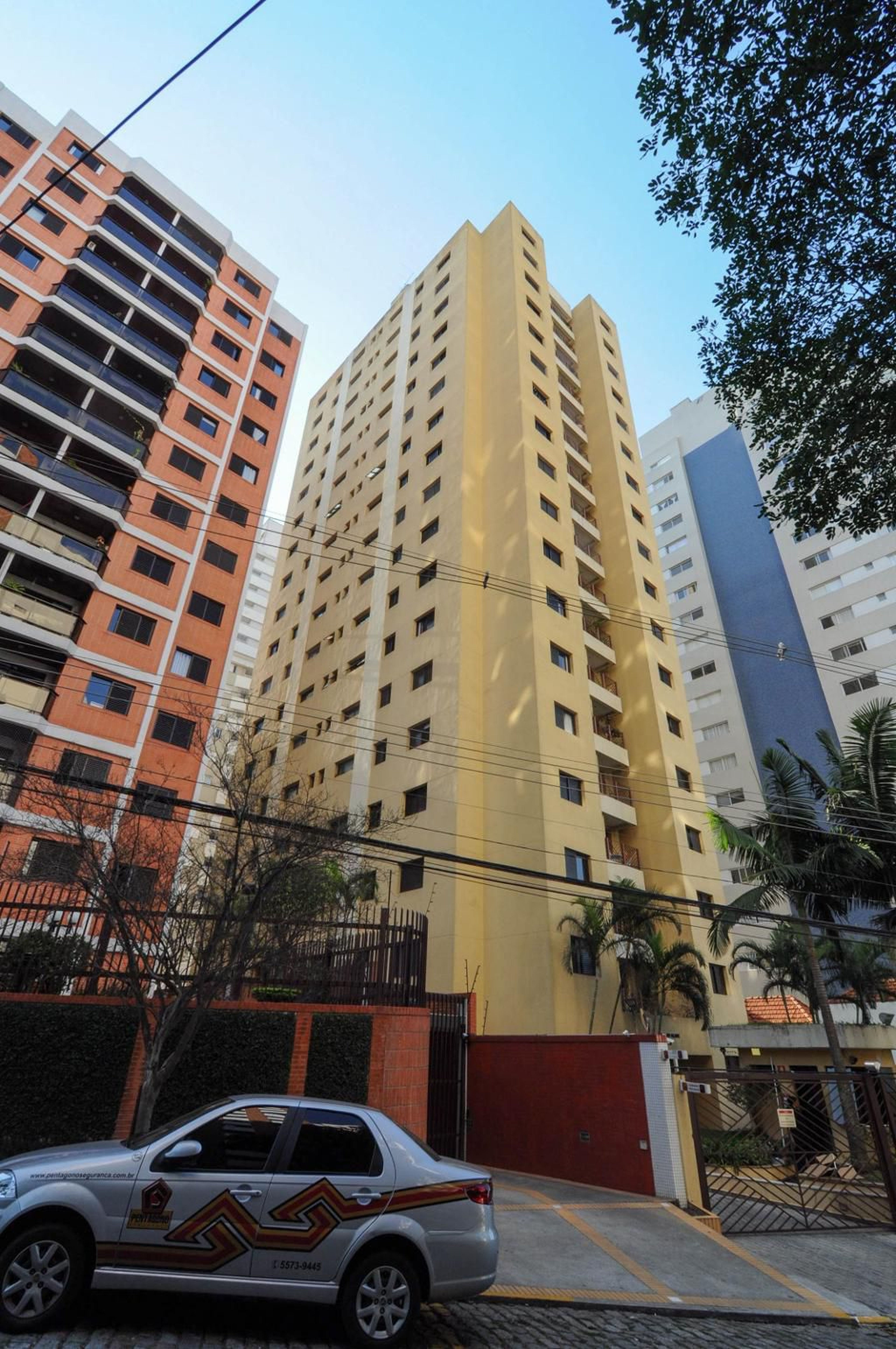 Fachada do predio Condomínio Saint Hilaire