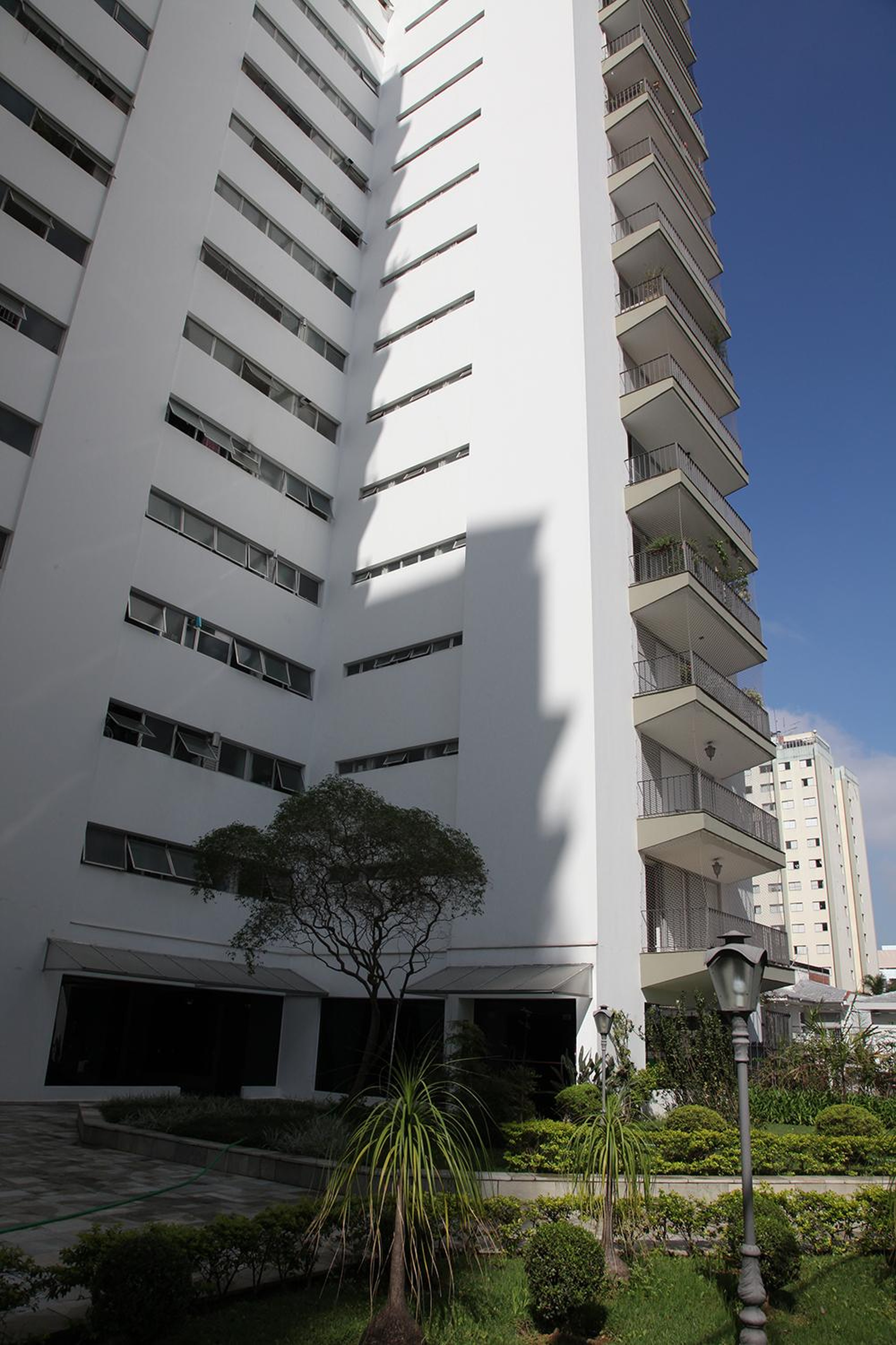 Fachada Condomínio em Avenida Aratãs, 225