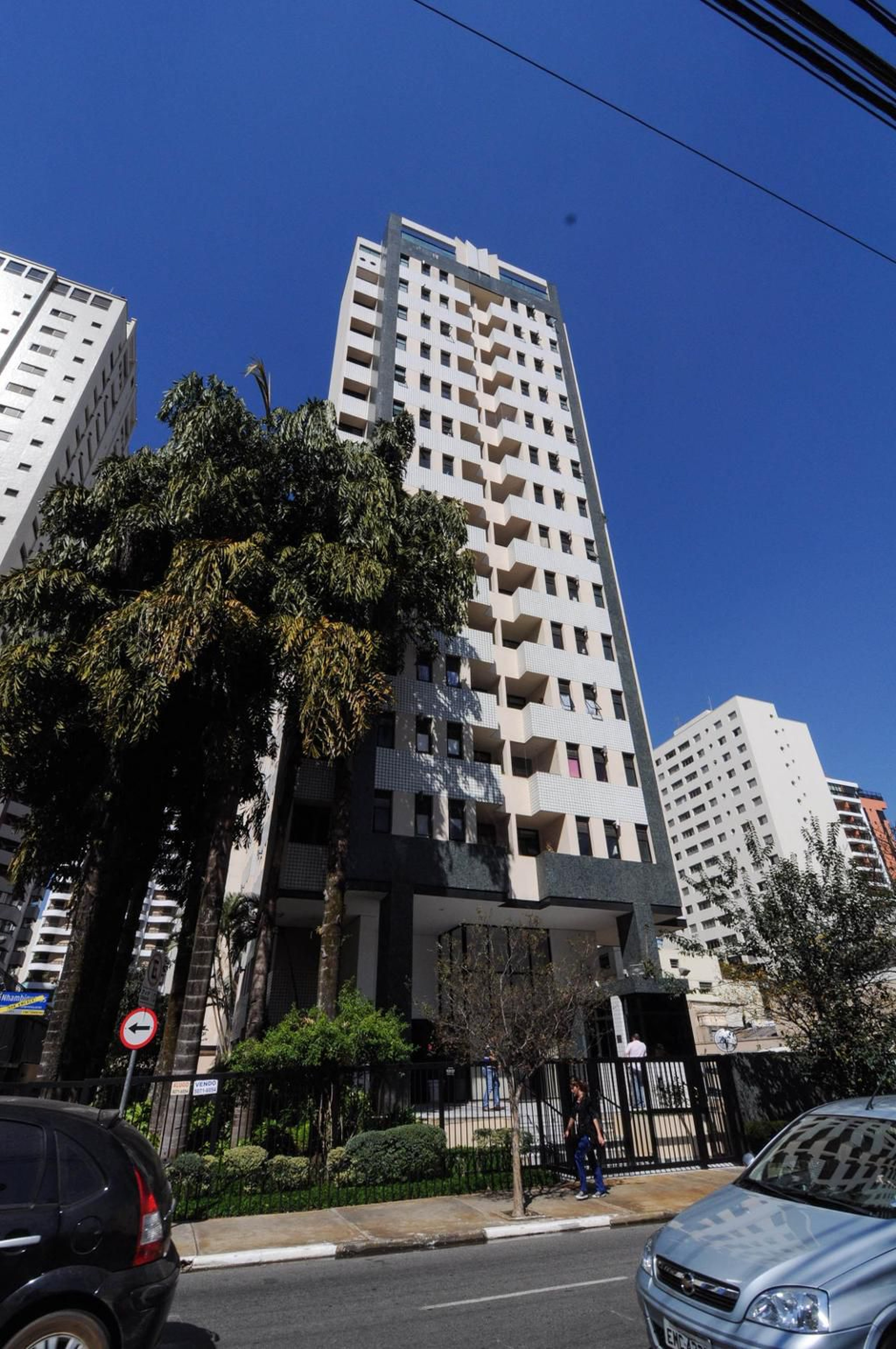 Fachada do predio Condomínio New York Plaza Residence