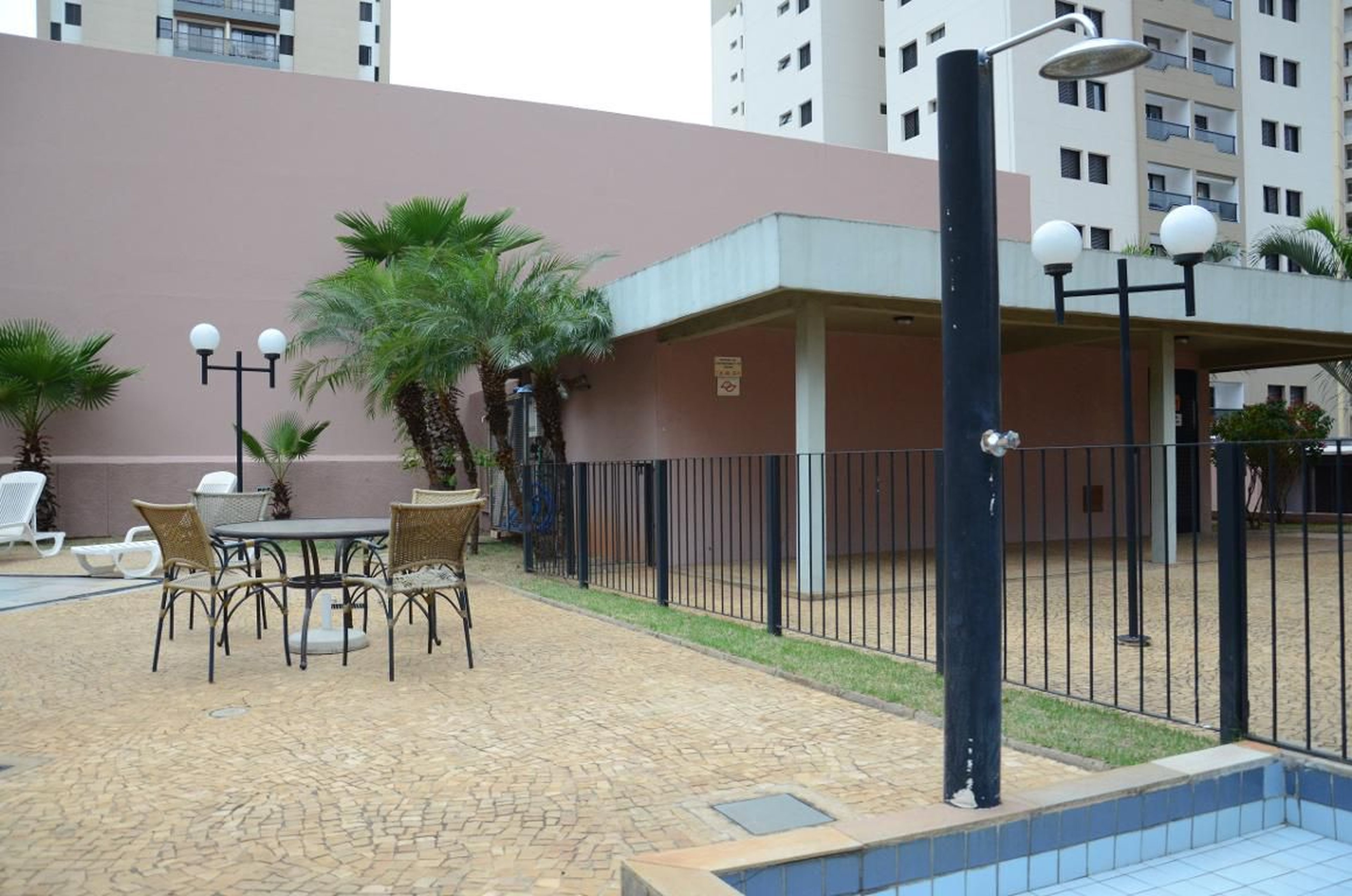 Área da piscina - Antuerpia