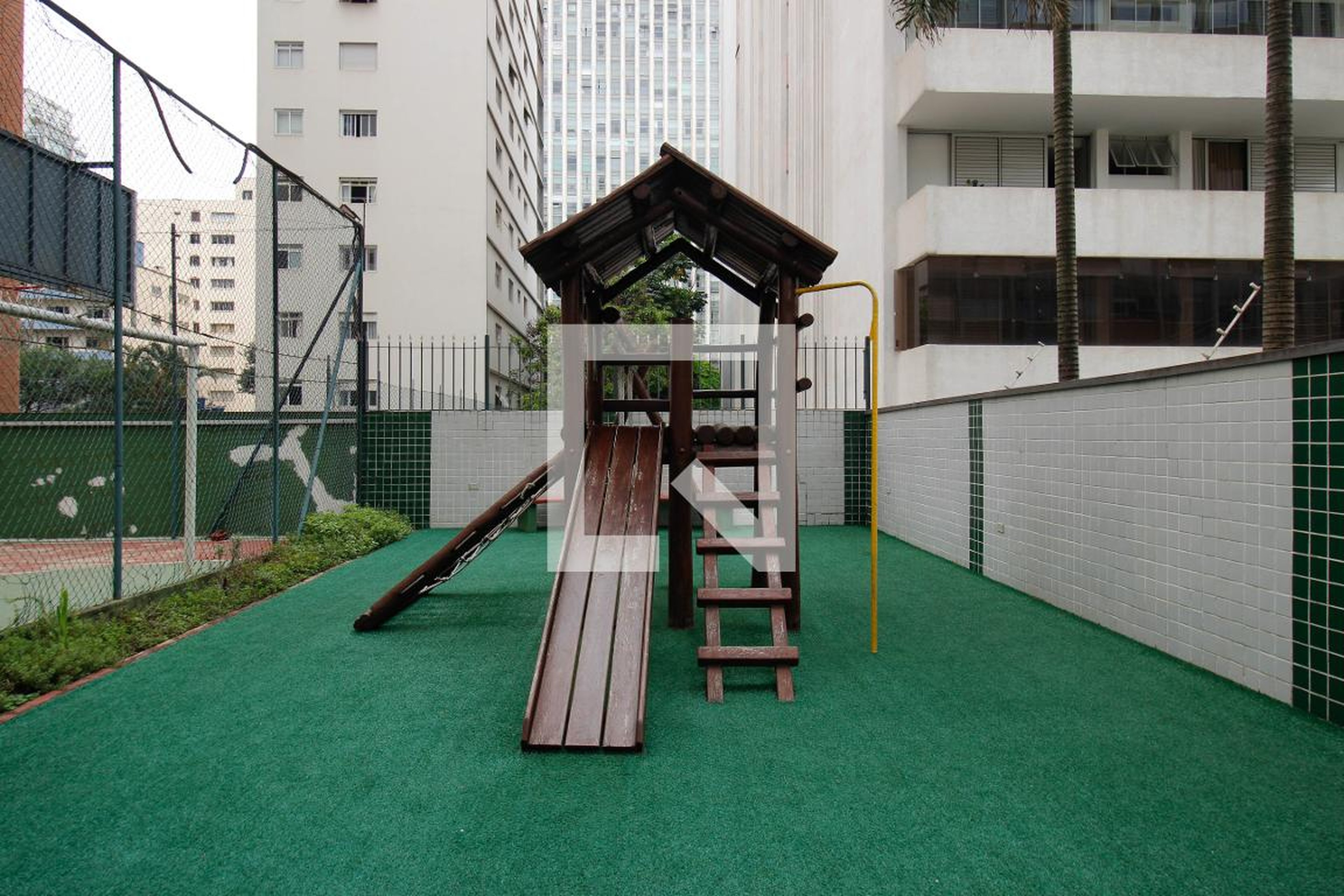 Playground - Edifício La Paloma