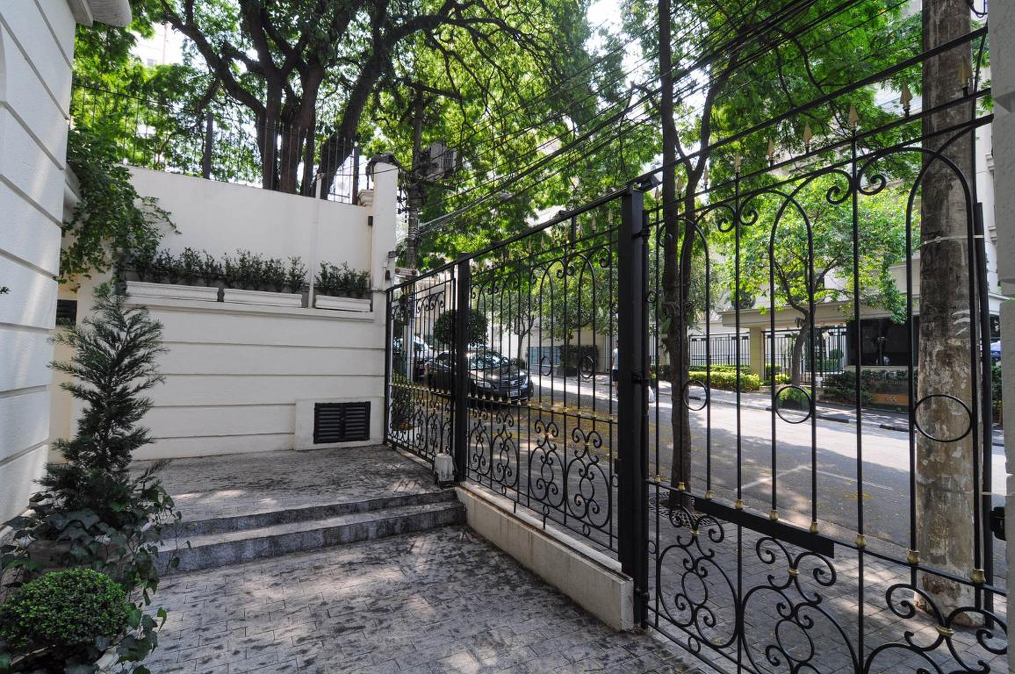 Entrada do predio - Edifício Padua Salles