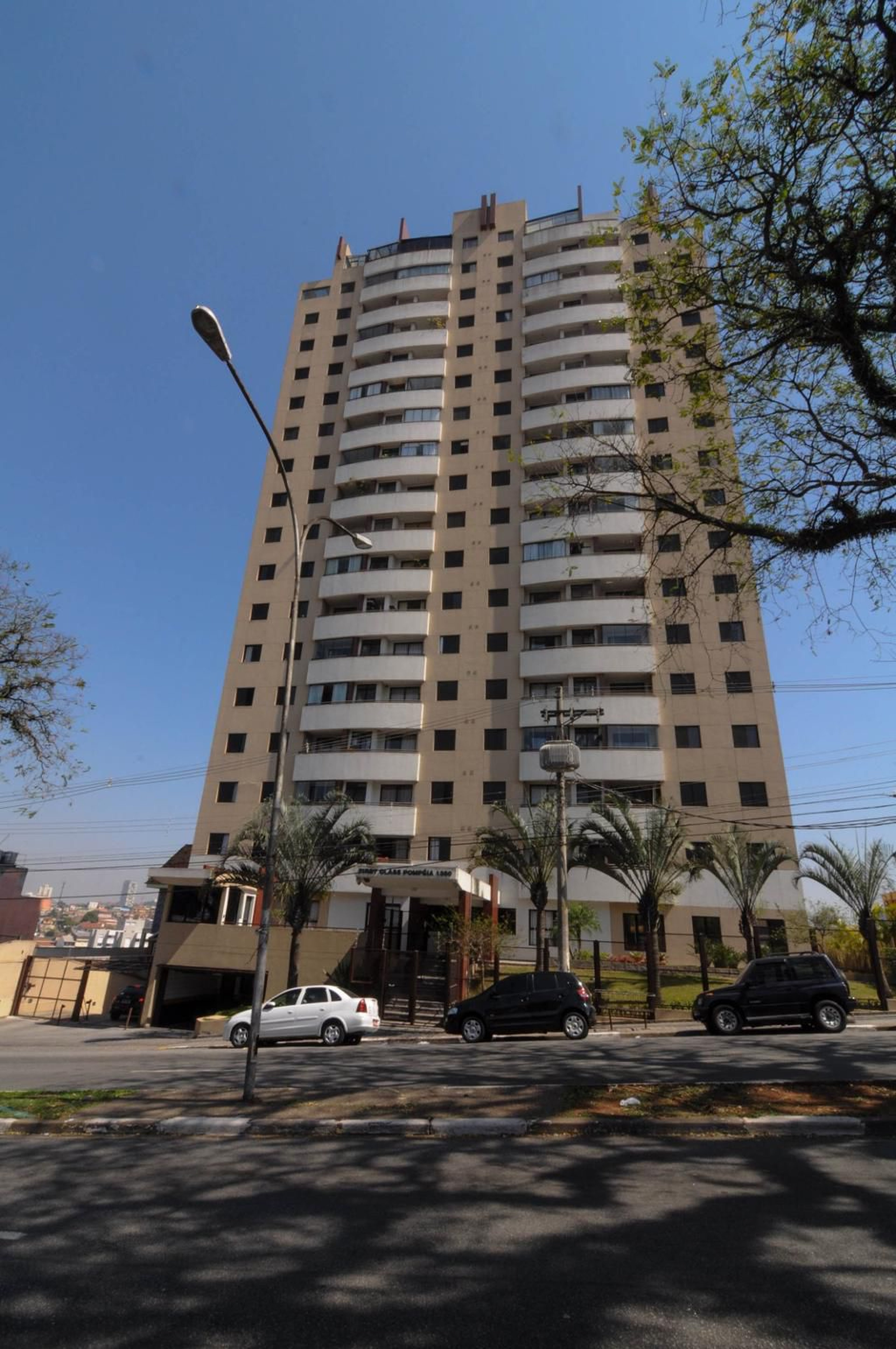 Fachada do predio Edifício First Class Pompéia