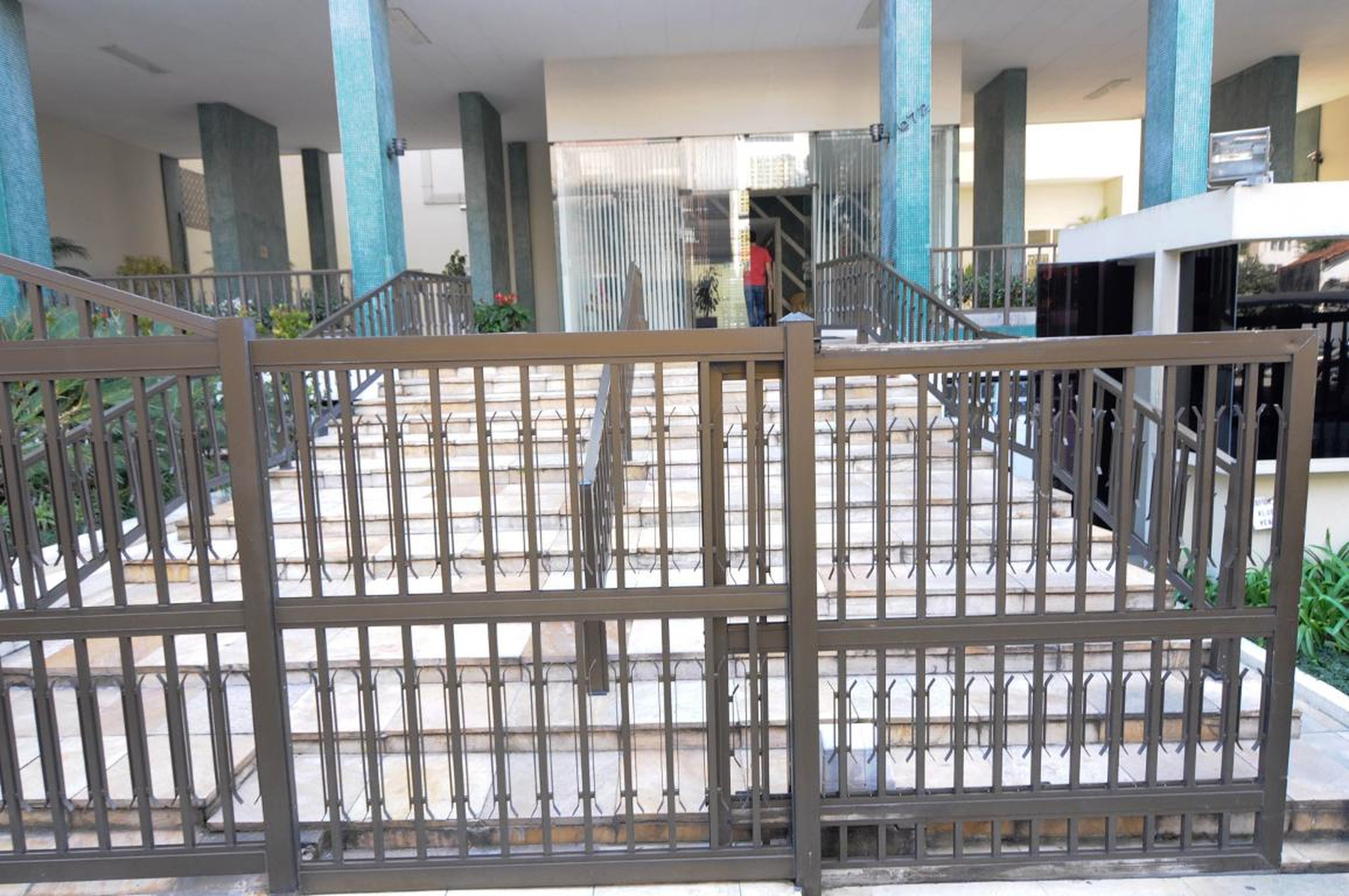 Entrada do predio - Edifício Aragon