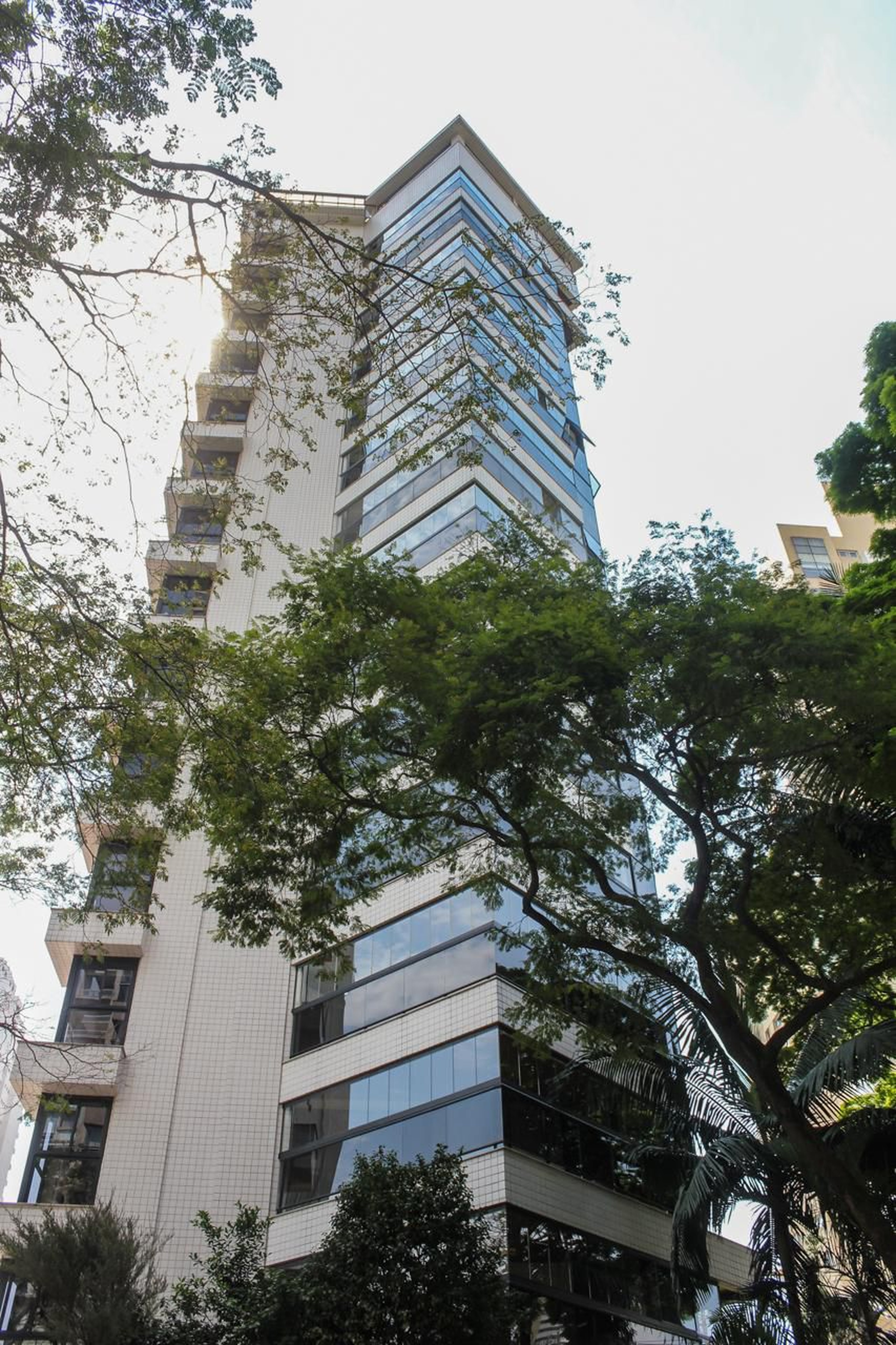 Fachada do prédio Condomínio Saint Laurent de La Cobrerisse