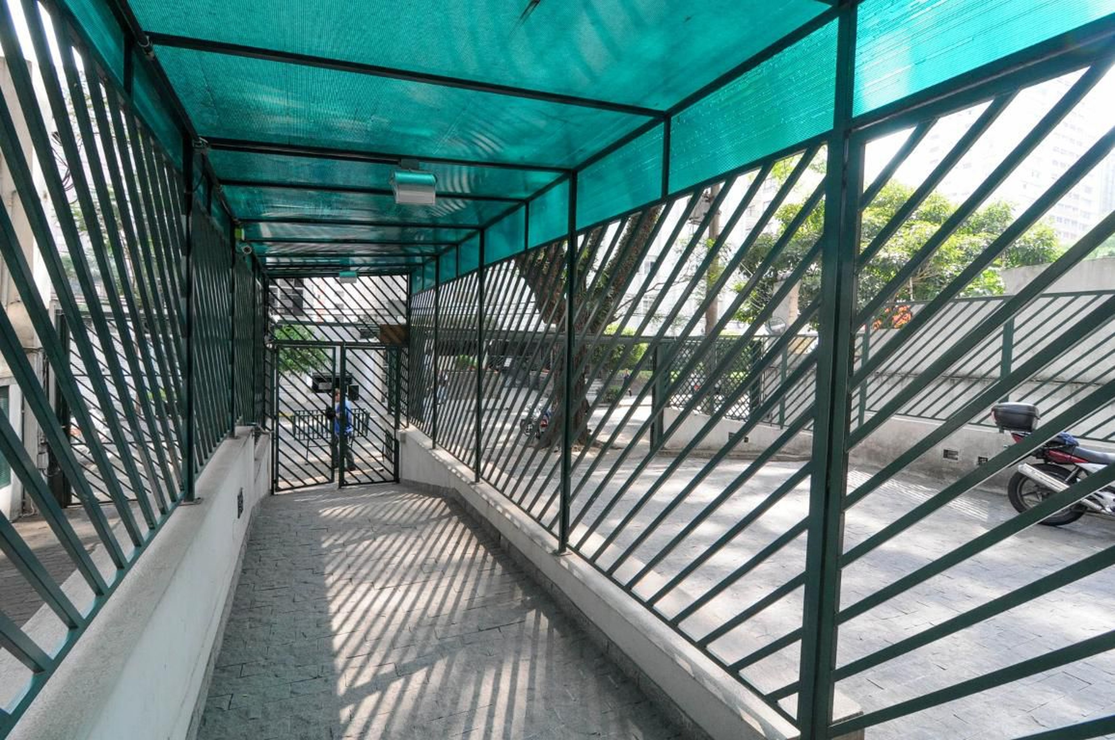 Entrada do predio - Edifício Miami Inn