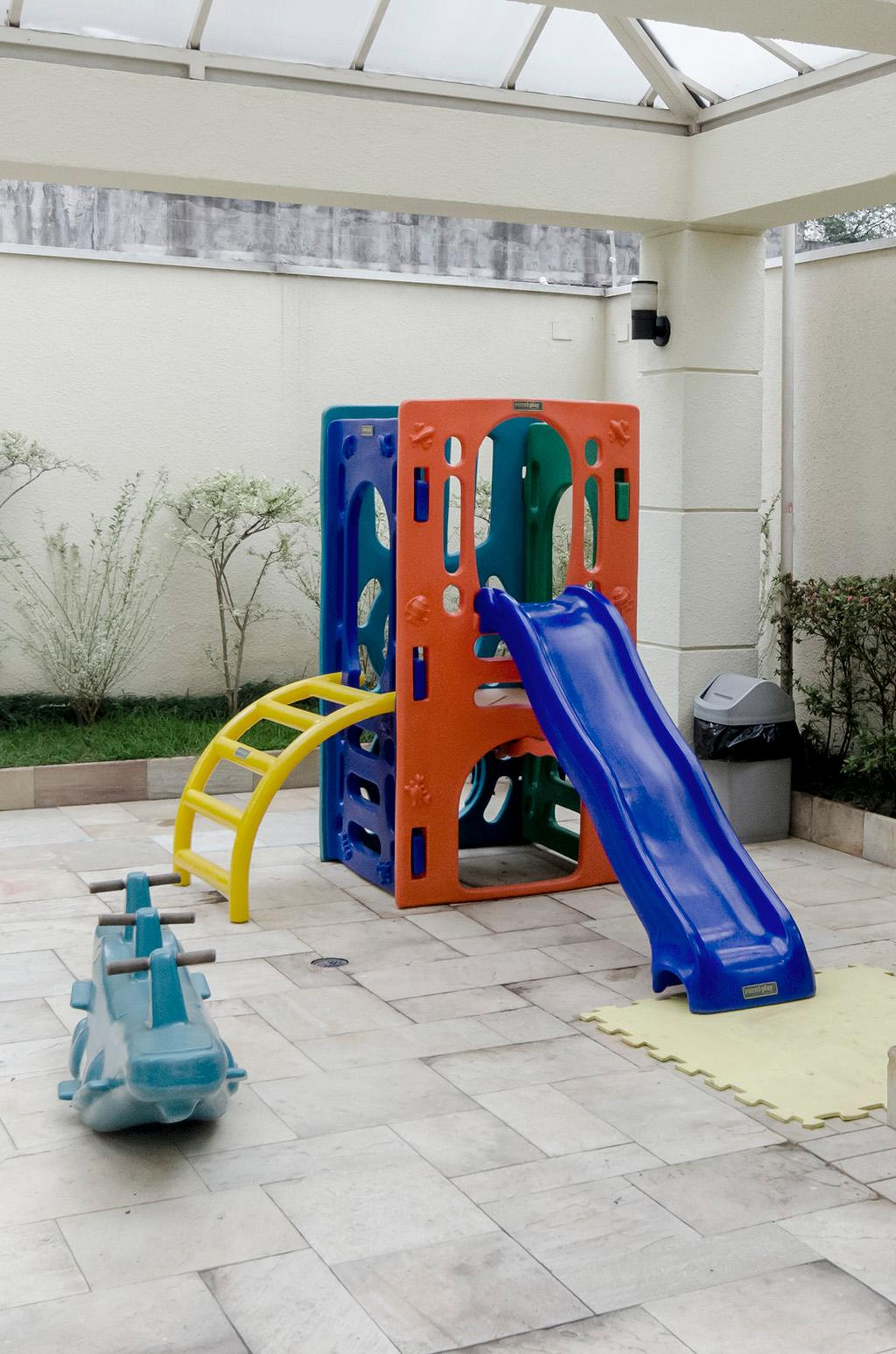 playground - Toulouse Neoclássico