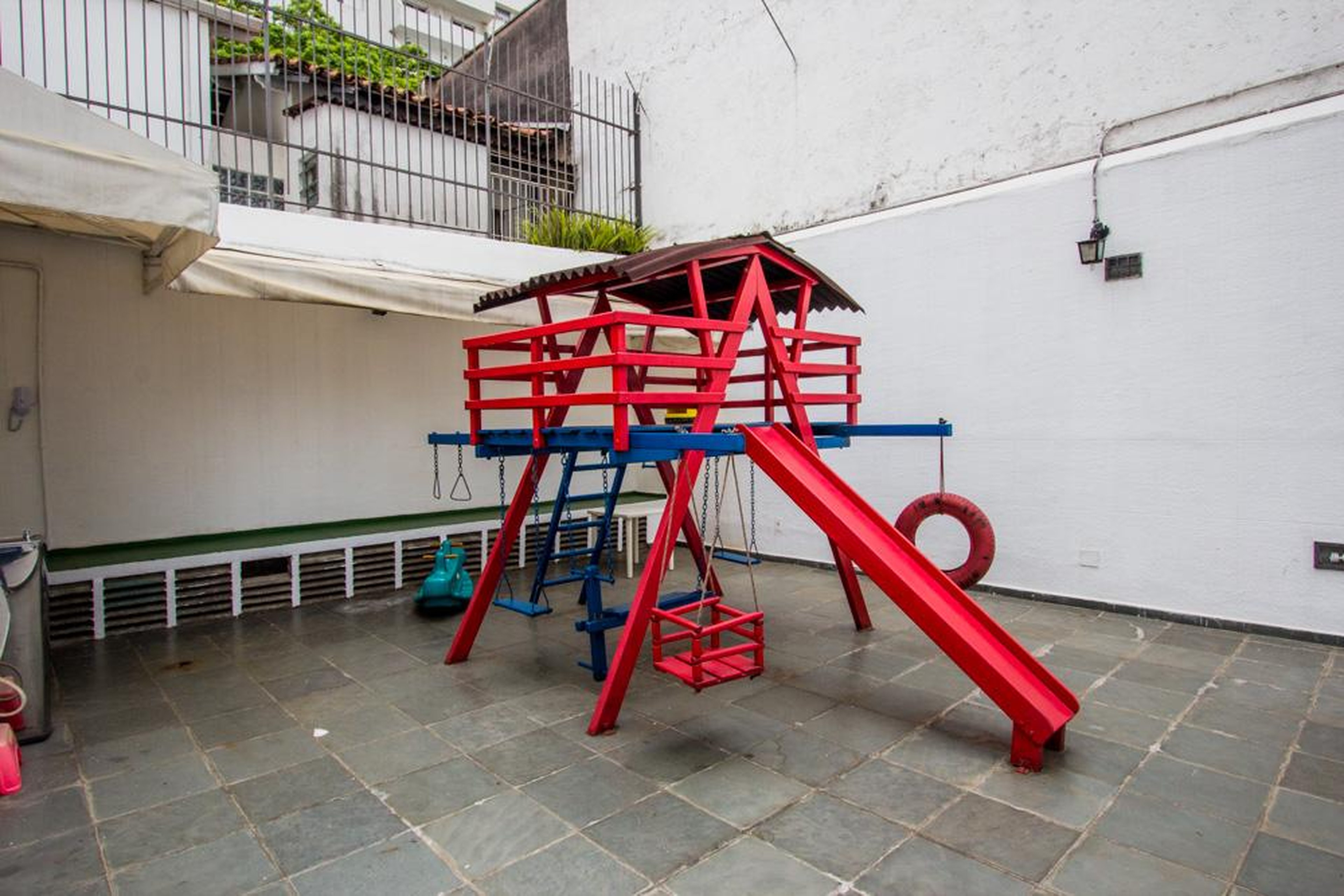 Playground - Villa de Capri