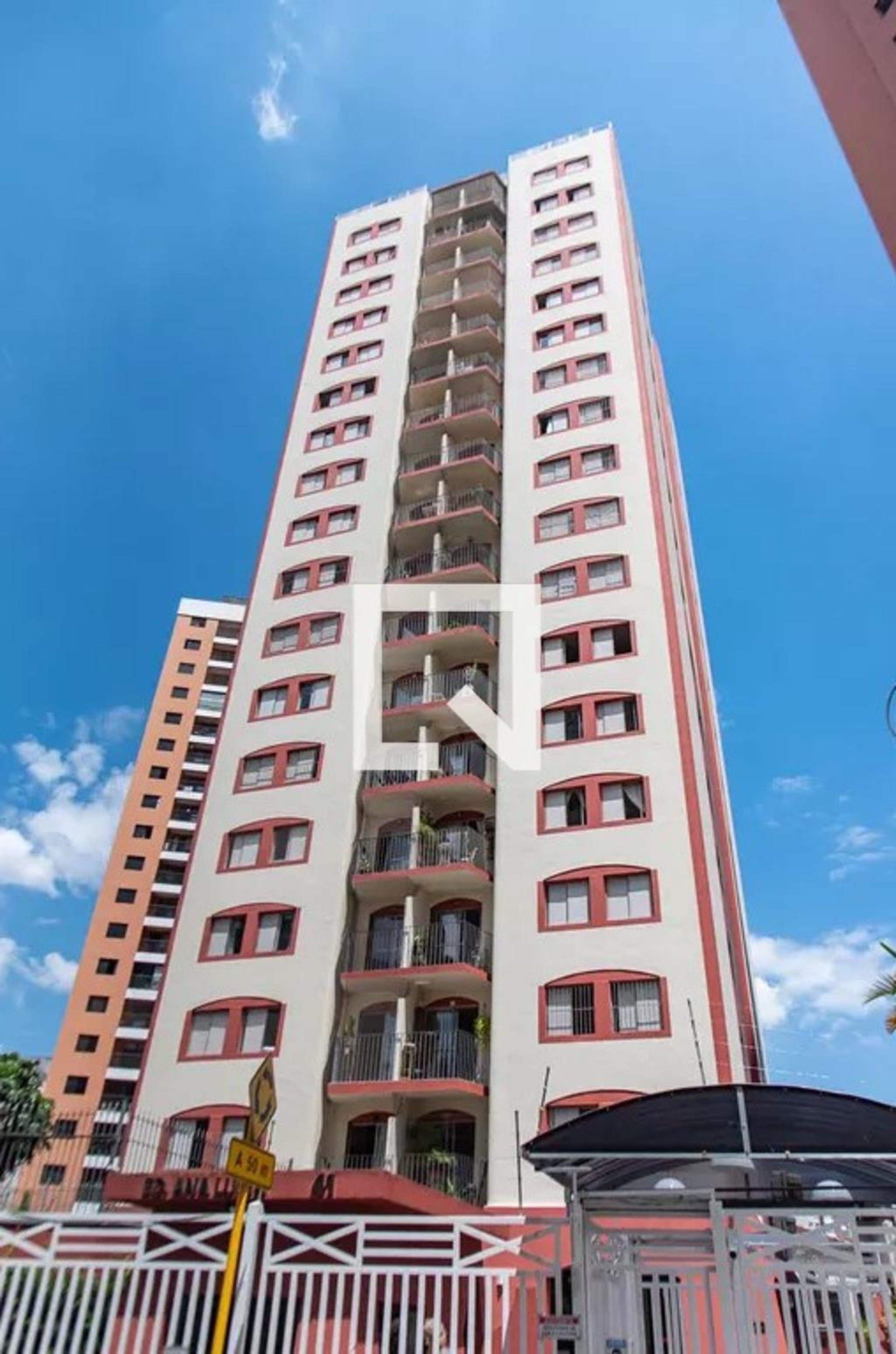 Fachada Edifício Ana Lucia