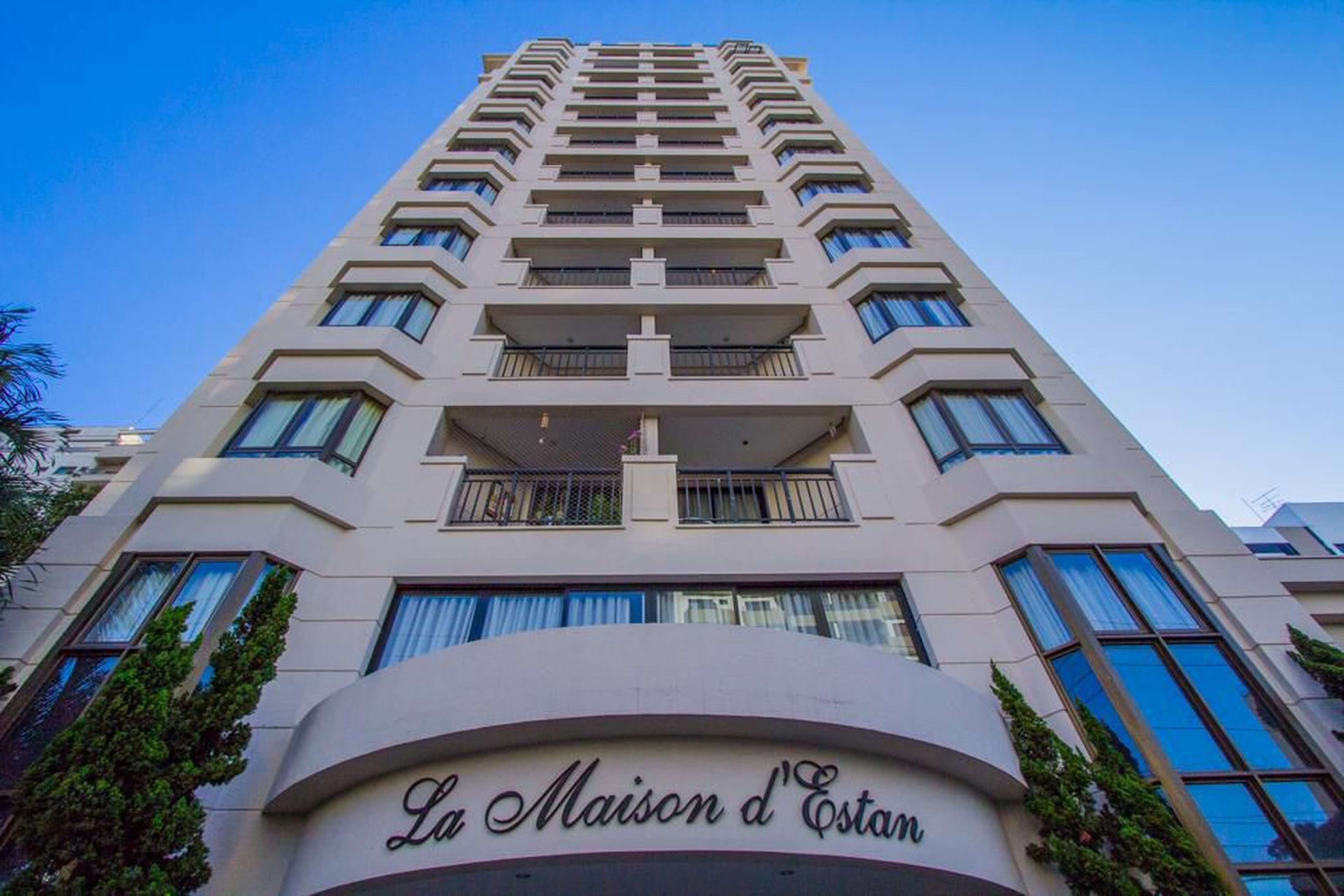 Edifício Condomínio Ed La Maison D Estan