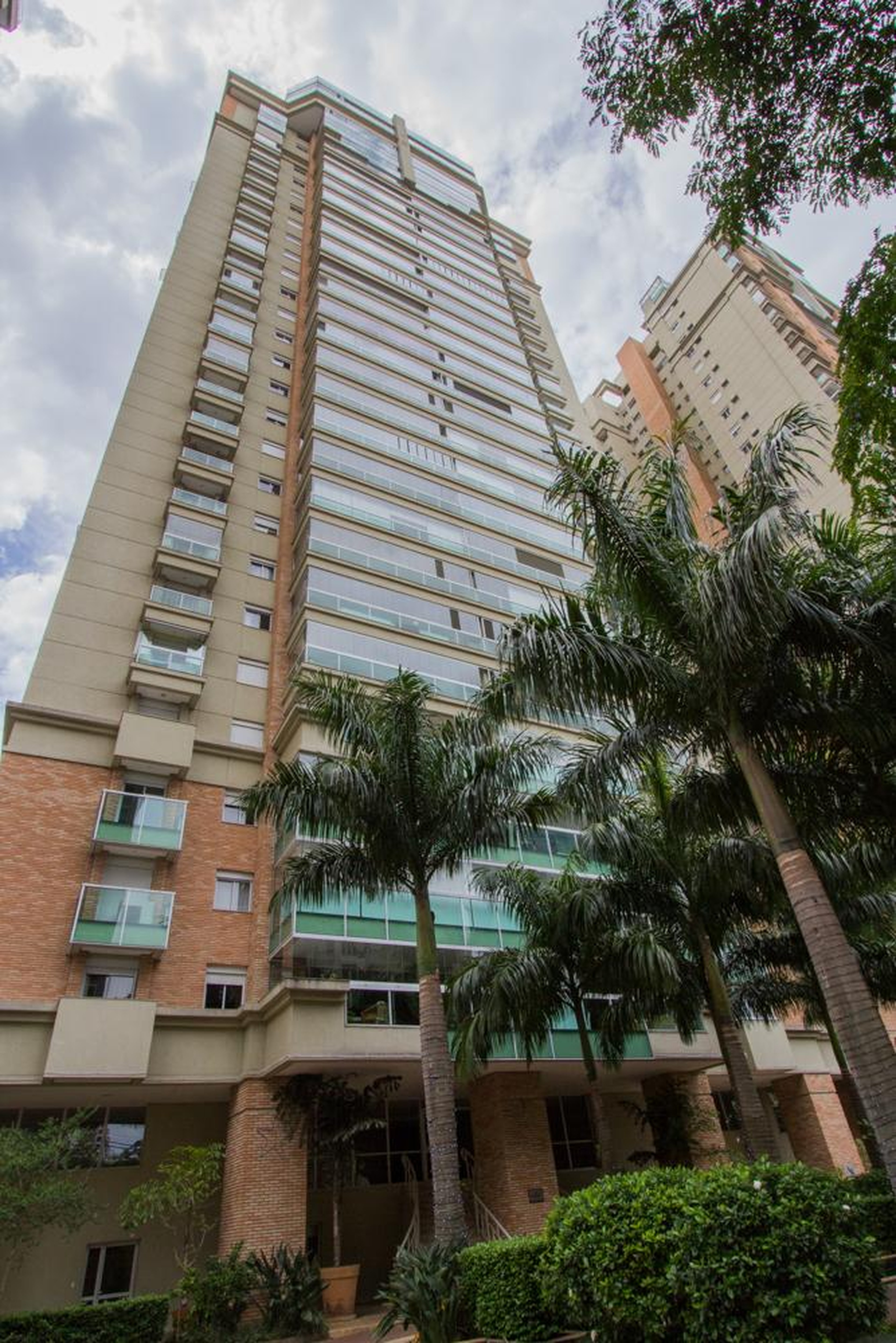 Edifício Condomínio Espaço das Artes