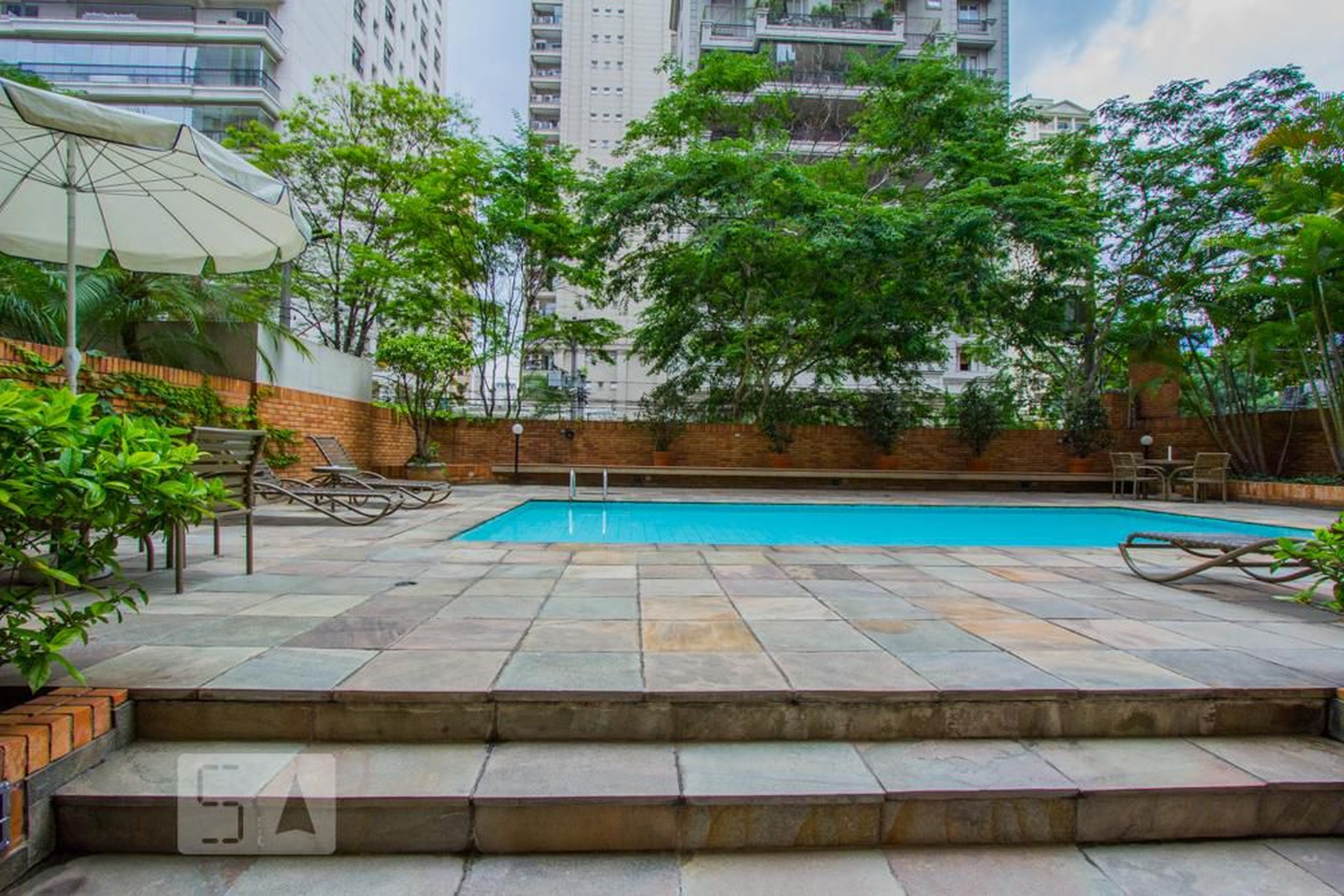 Piscina - Le Petit Village